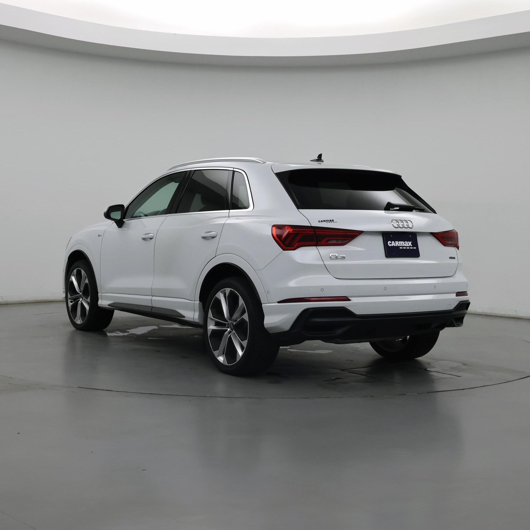 Thumbnail: 2020 Audi Q3 - 2