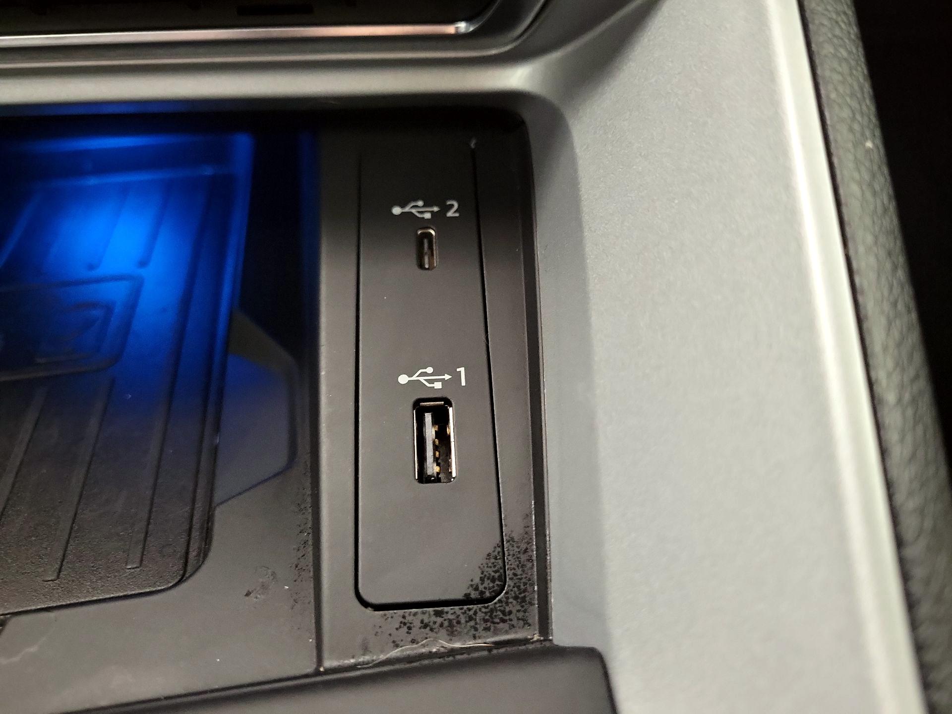 Thumbnail: 2020 Audi Q3 - 19