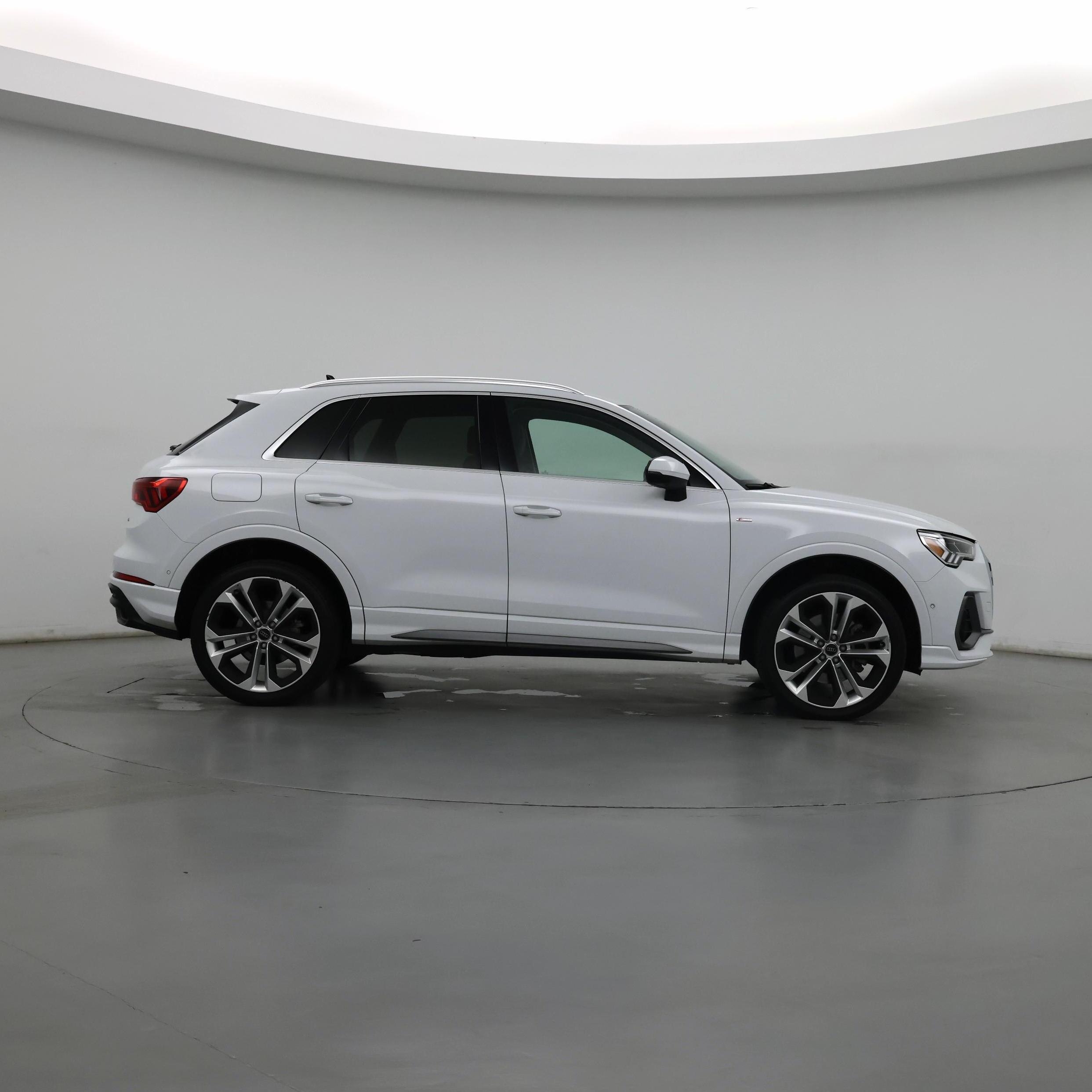 Thumbnail: 2020 Audi Q3 - 7
