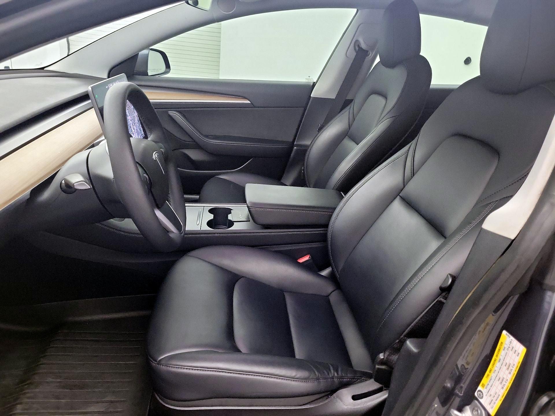 Thumbnail: 2021 Tesla Model 3 - 9