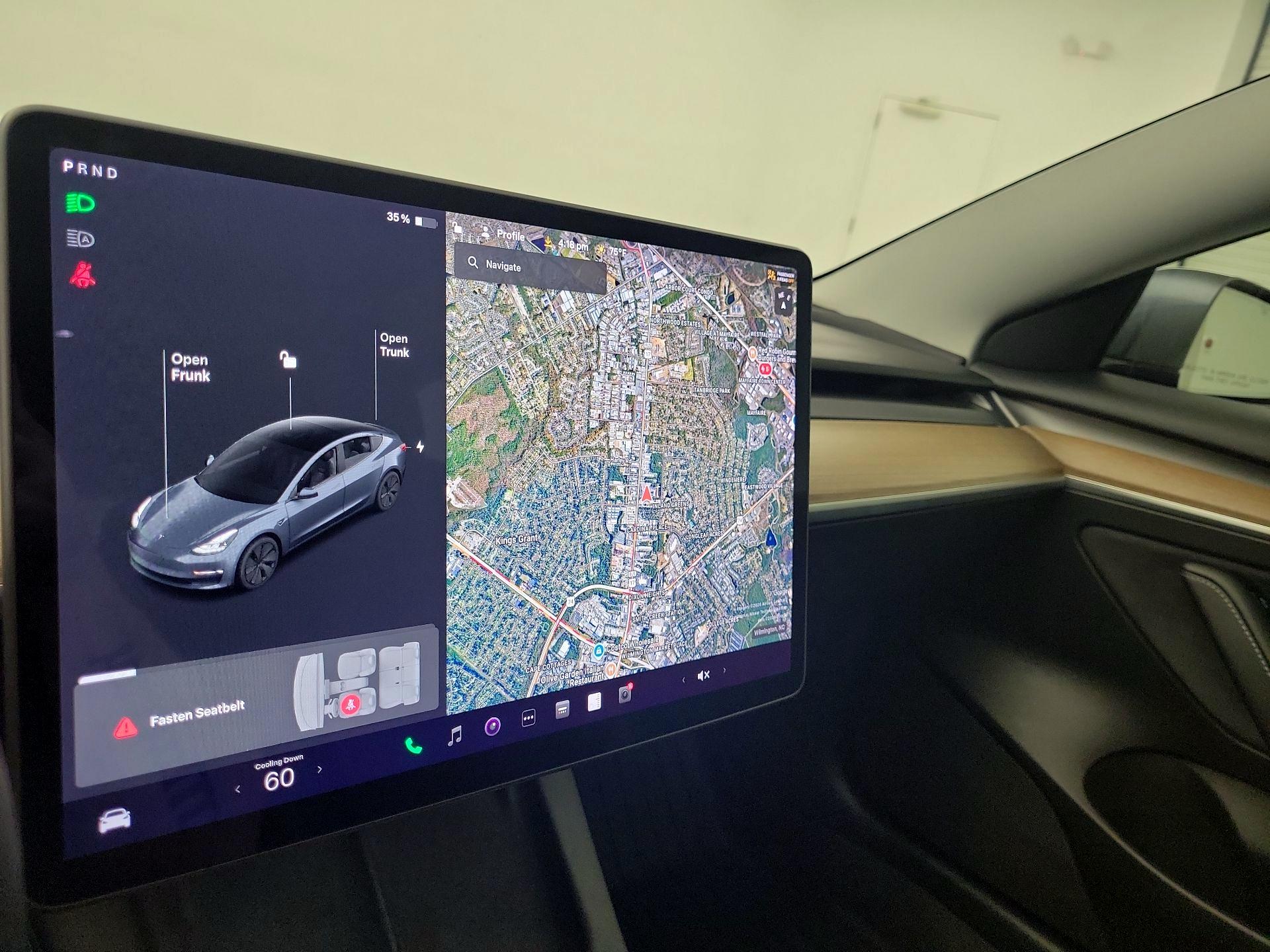 Thumbnail: 2021 Tesla Model 3 - 11