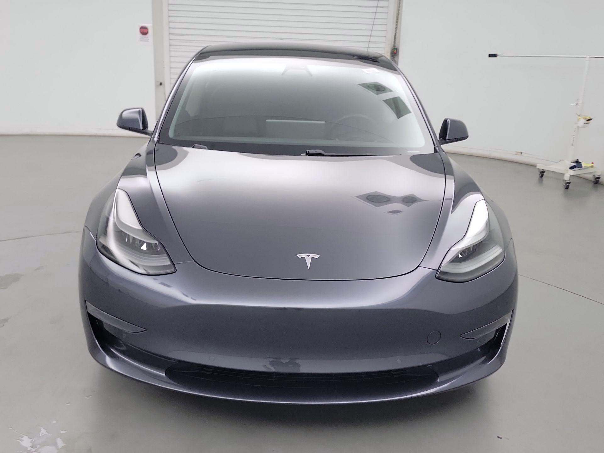Thumbnail: 2021 Tesla Model 3 - 2