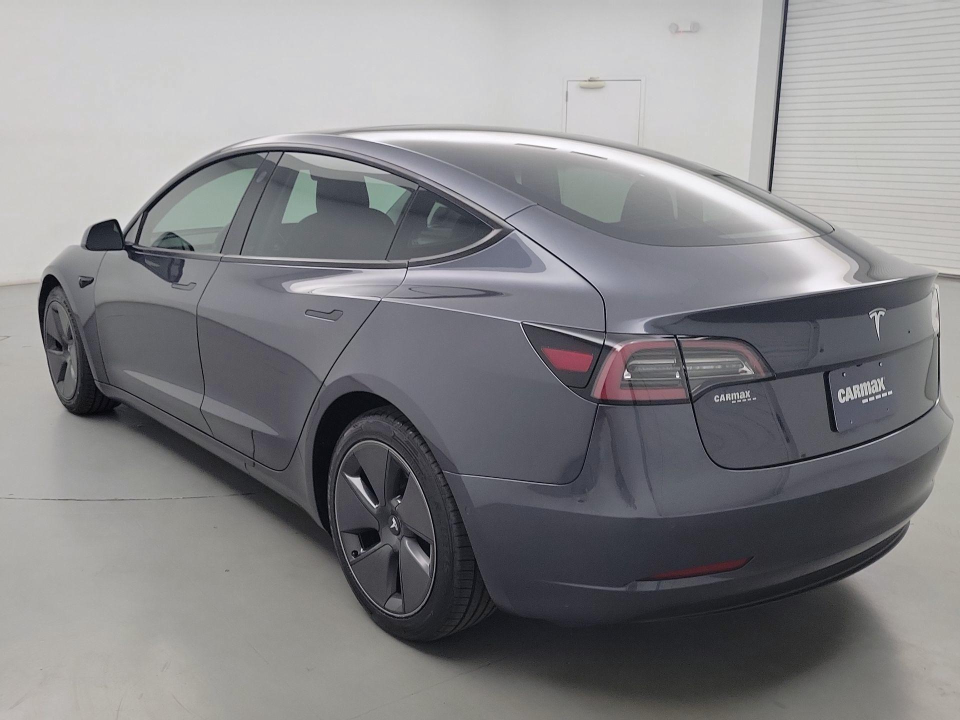 Thumbnail: 2021 Tesla Model 3 - 7