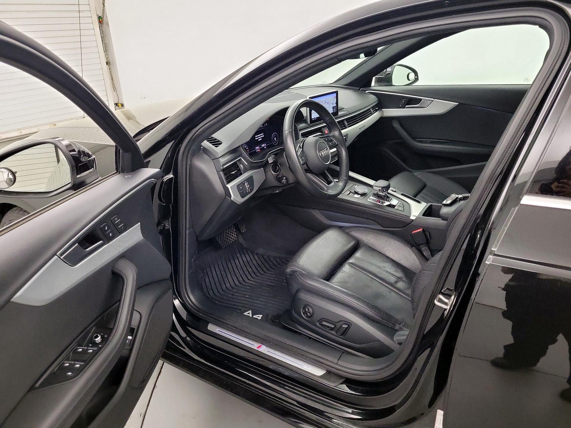 Thumbnail: 2019 Audi A4 - 9