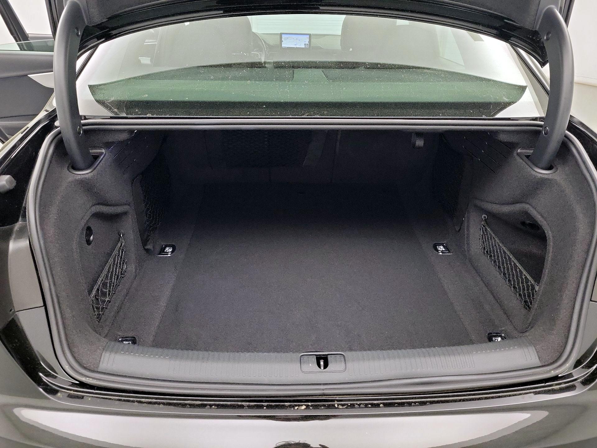 Thumbnail: 2019 Audi A4 - 20