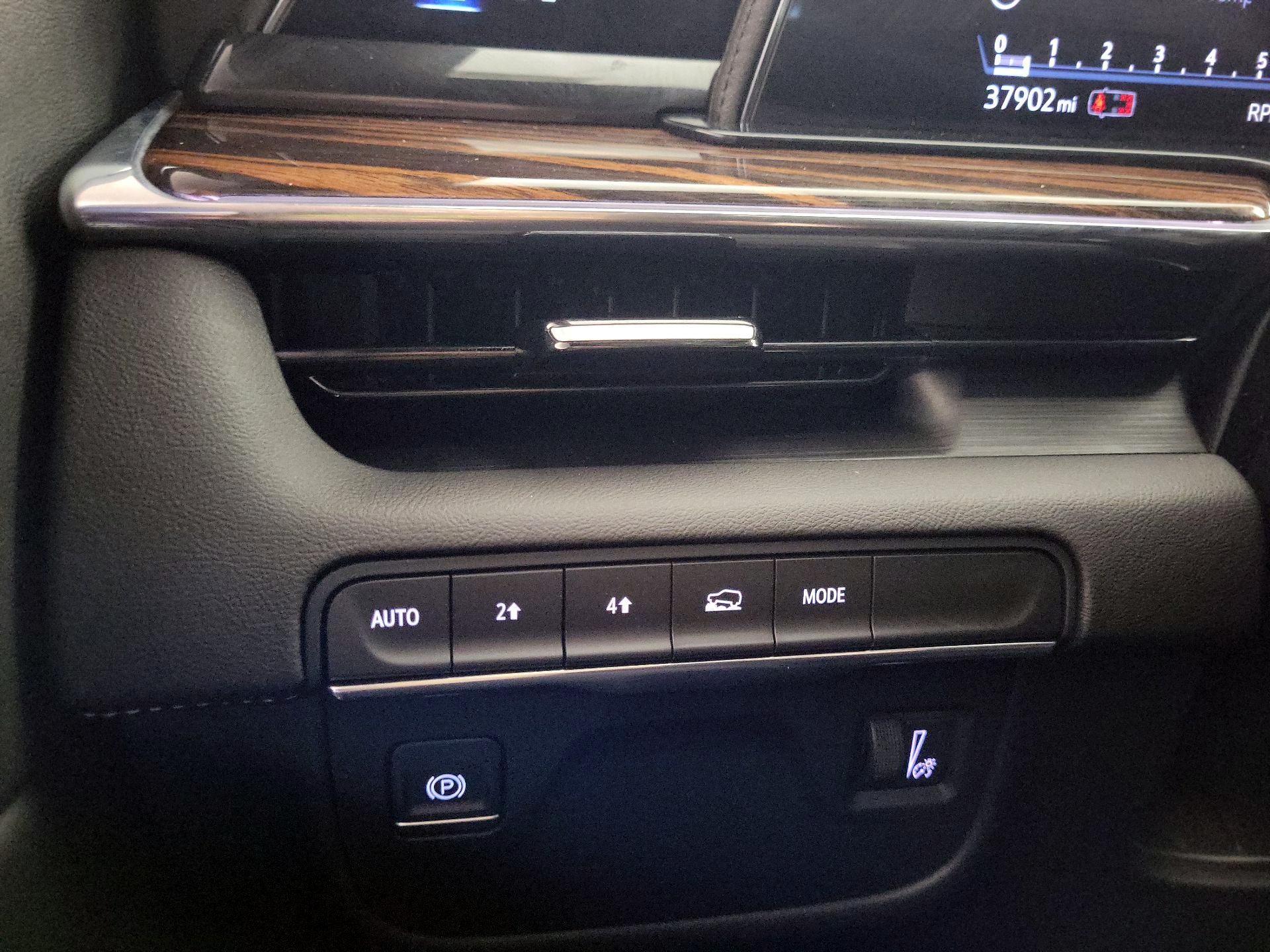 Thumbnail: 2022 Cadillac Escalade - 11