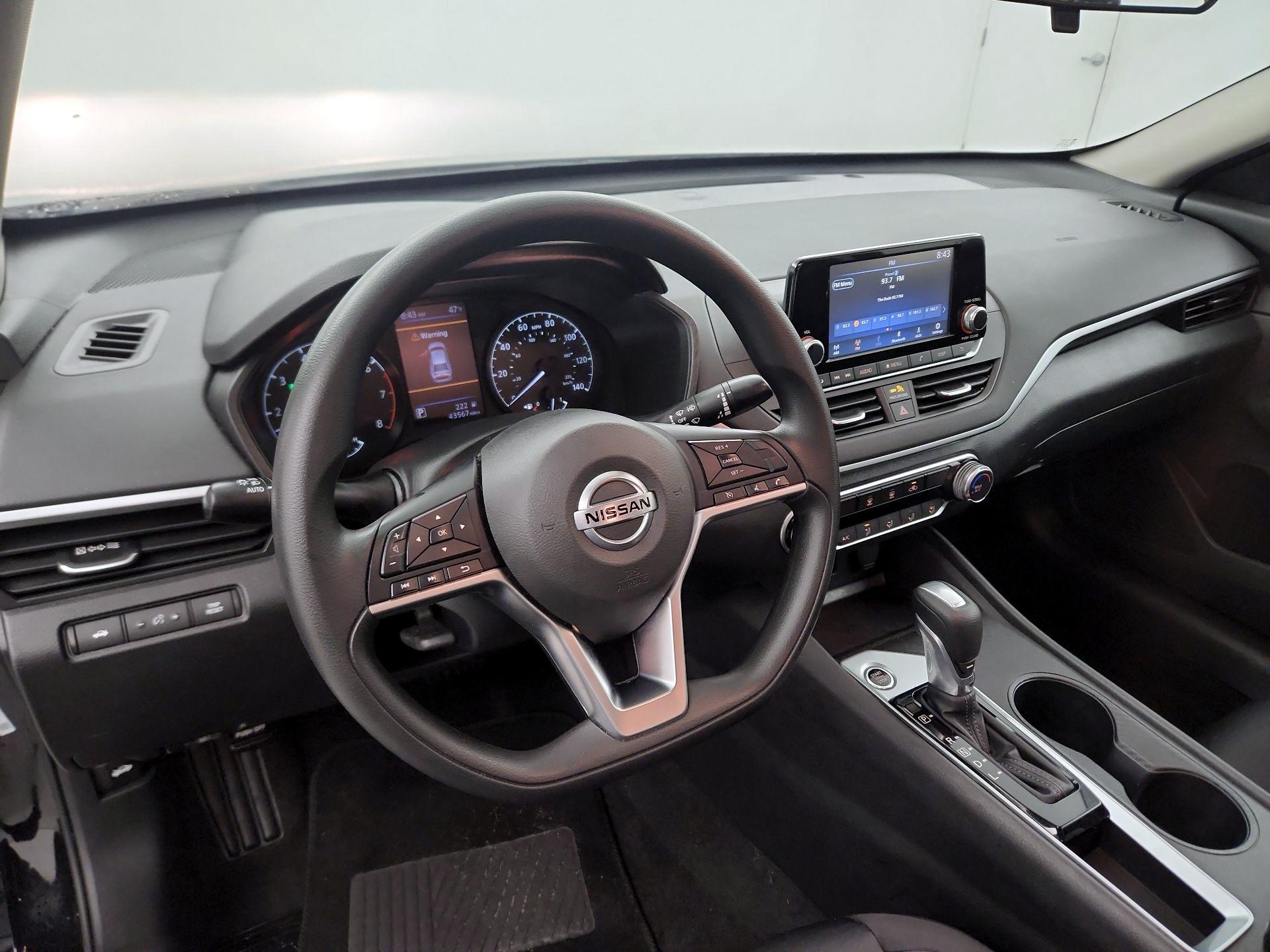 Thumbnail: 2021 Nissan Altima - 8