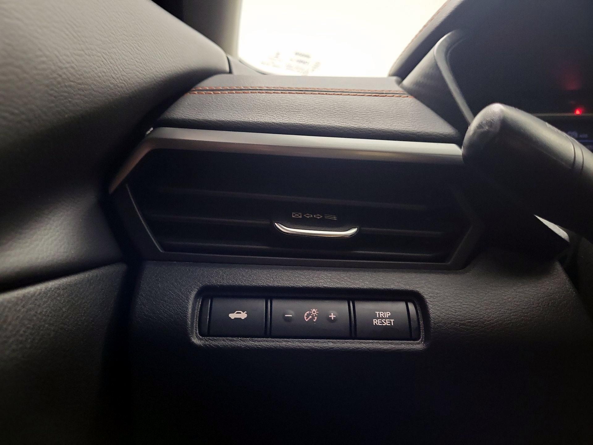 Thumbnail: 2021 Nissan Altima - 13