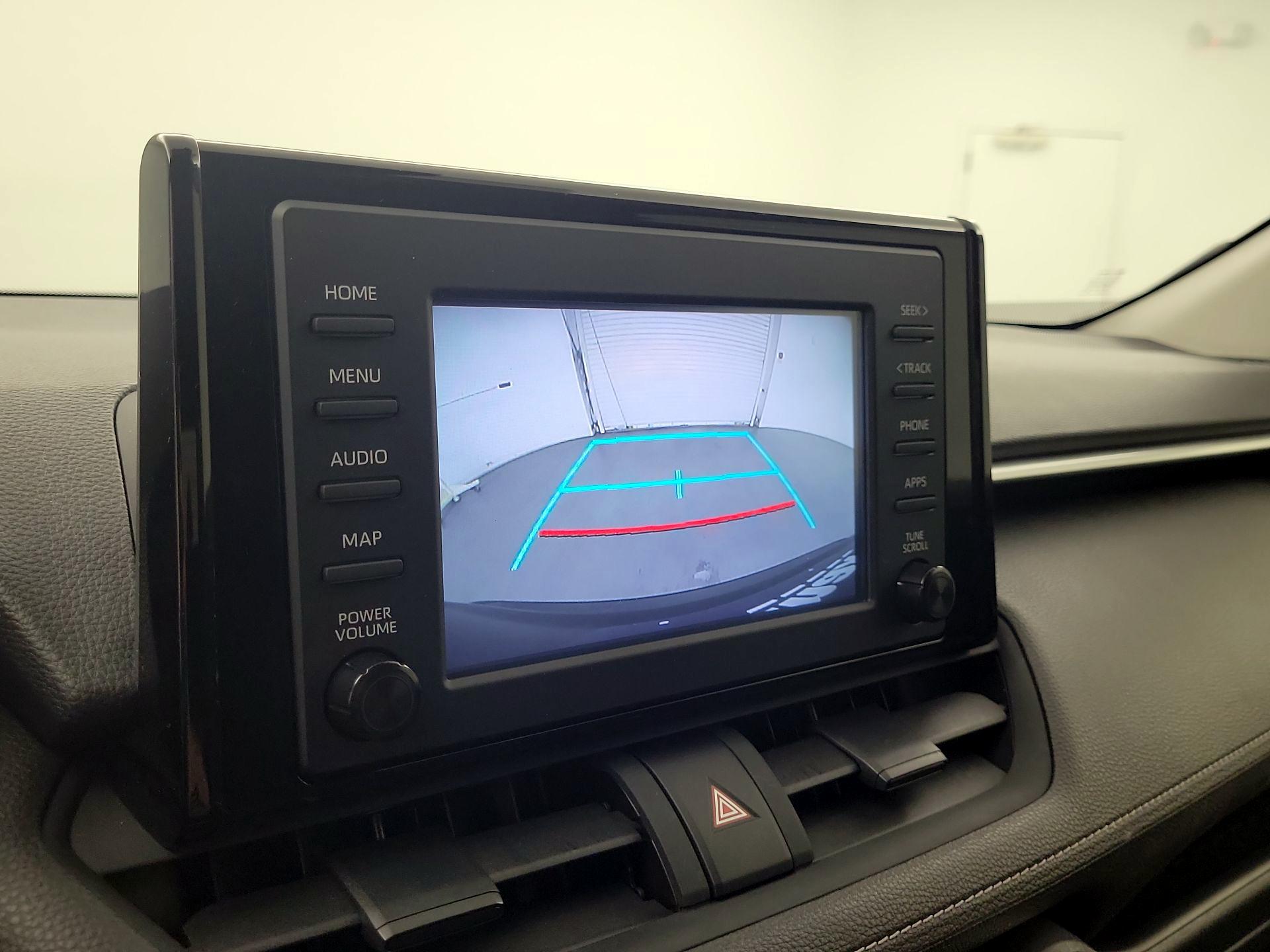 Thumbnail: 2019 Toyota RAV4 - 12