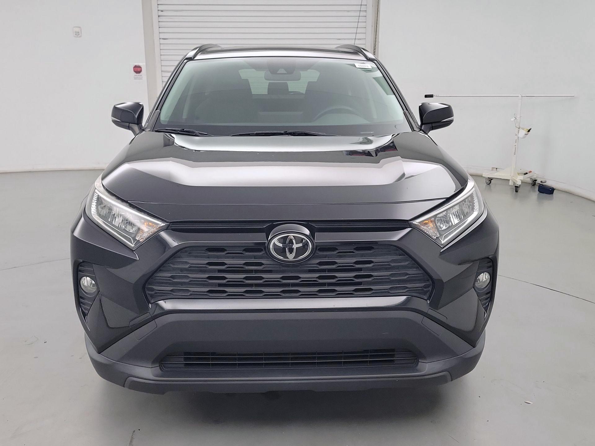 Thumbnail: 2019 Toyota RAV4 - 2