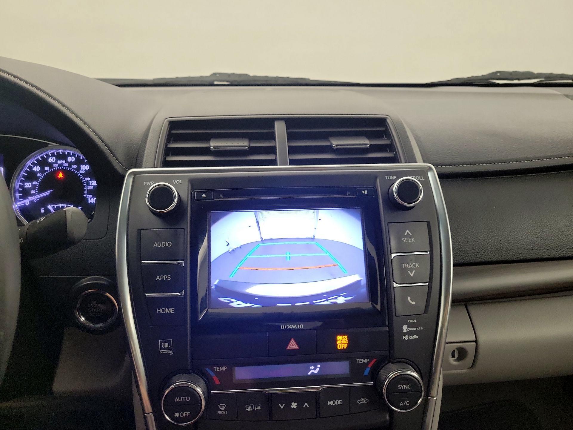 Thumbnail: 2017 Toyota Camry - 12