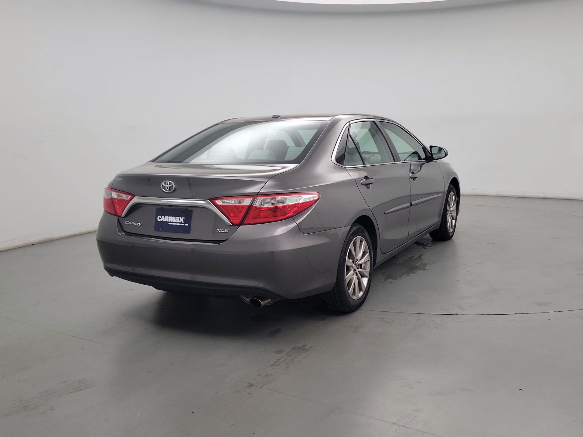 Thumbnail: 2017 Toyota Camry - 5