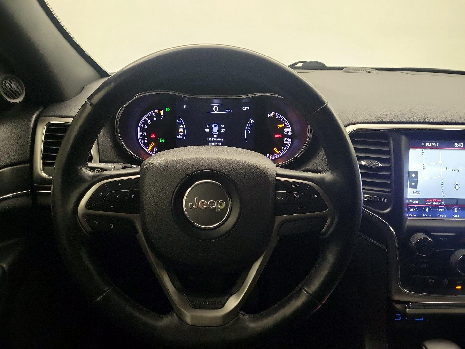 Thumbnail: 2018 Jeep Grand Cherokee - 10