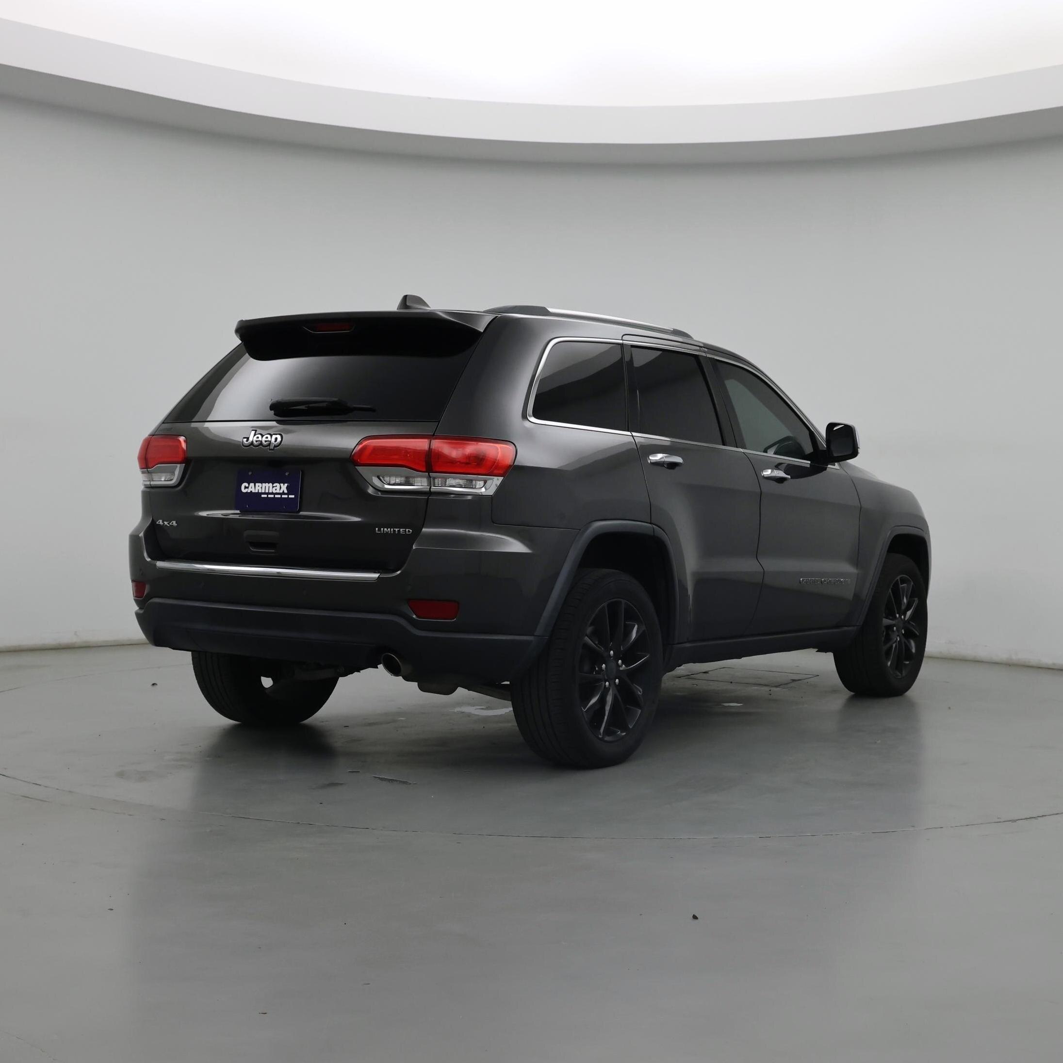 Thumbnail: 2018 Jeep Grand Cherokee - 8