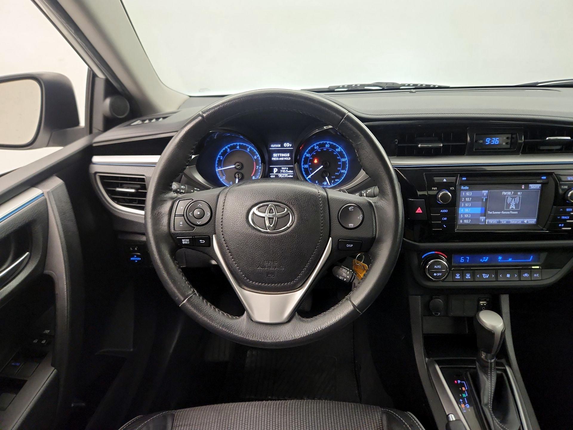Thumbnail: 2016 Toyota Corolla - 10