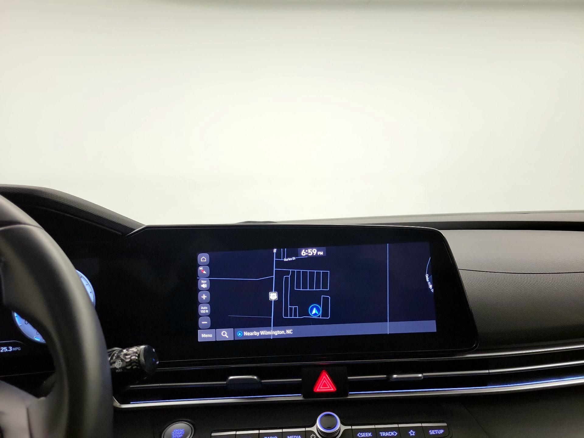 Thumbnail: 2024 Hyundai Elantra - 12