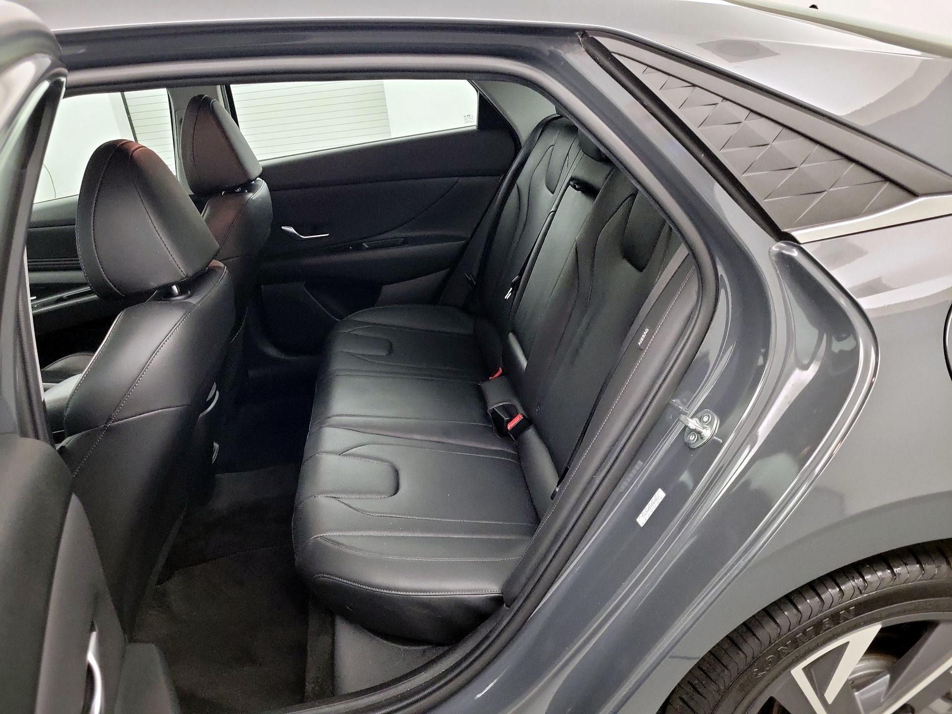 Thumbnail: 2024 Hyundai Elantra - 19