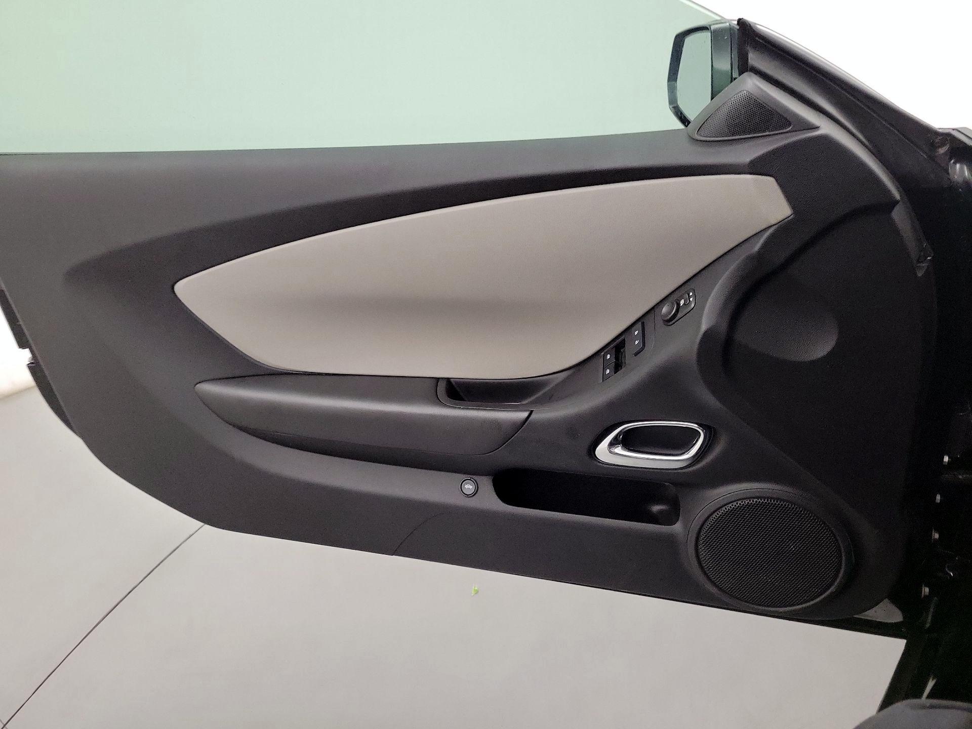 Thumbnail: 2015 Chevrolet Camaro - 10