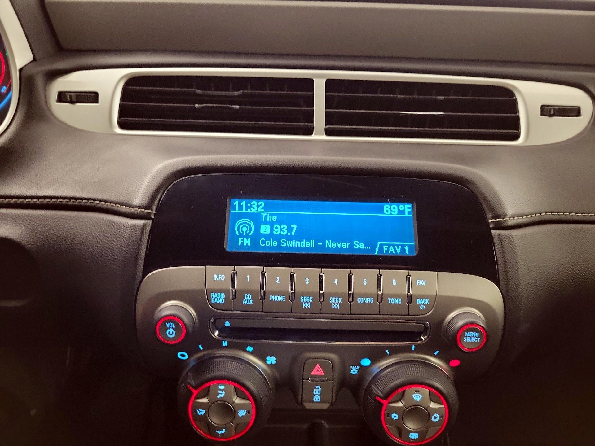 Thumbnail: 2015 Chevrolet Camaro - 12