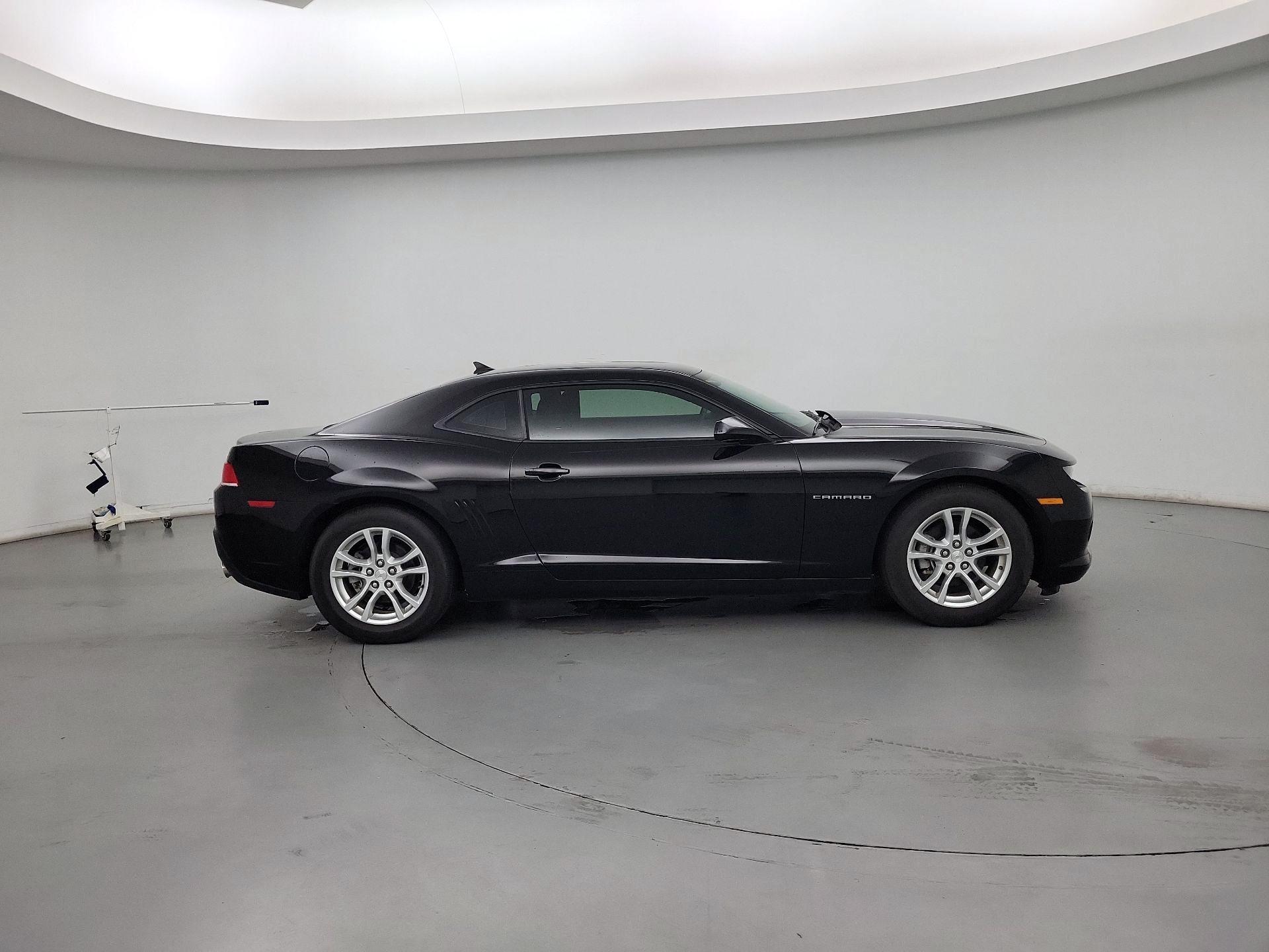 Thumbnail: 2015 Chevrolet Camaro - 4