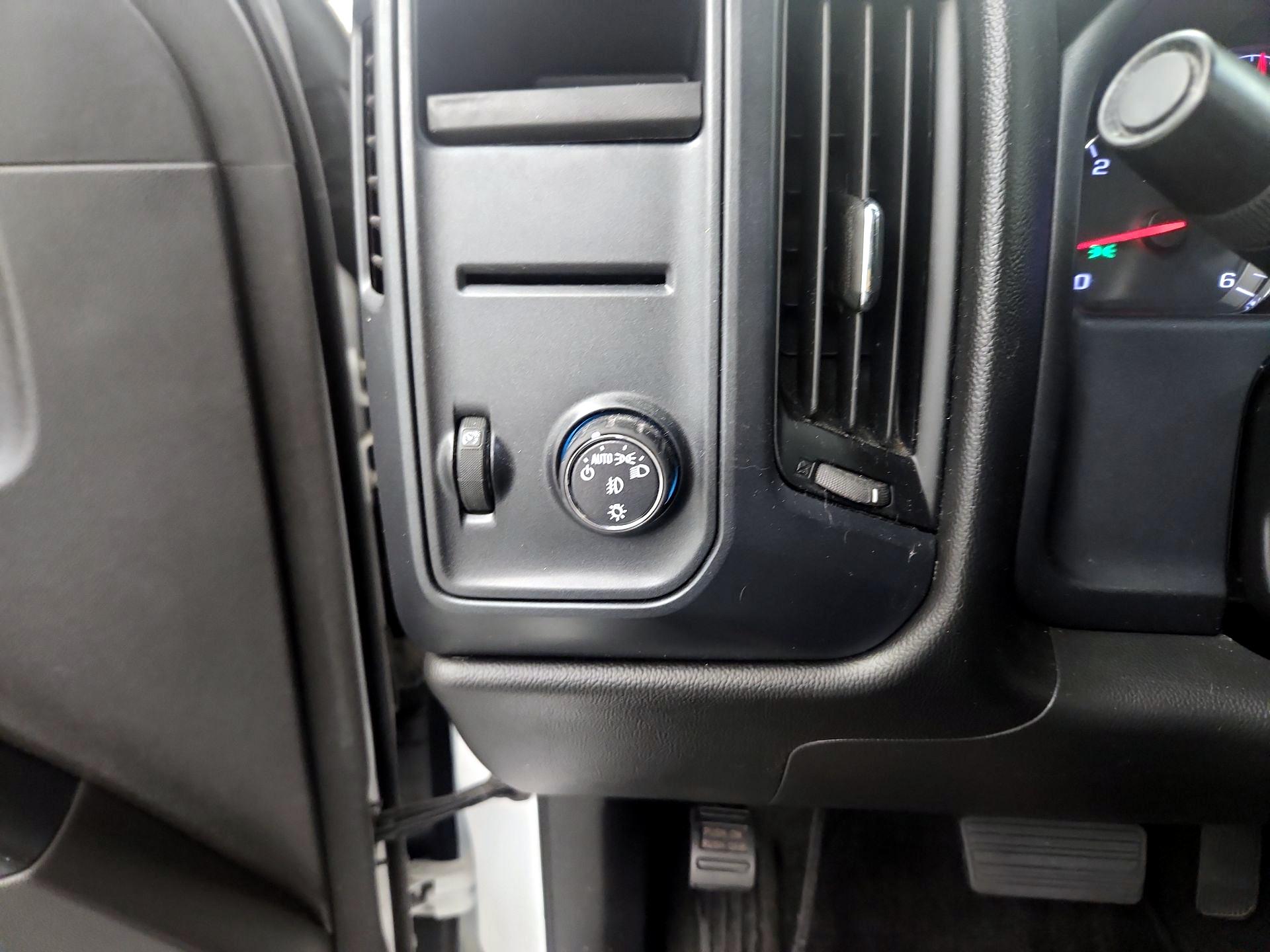 Thumbnail: 2017 GMC Sierra 1500 - 11