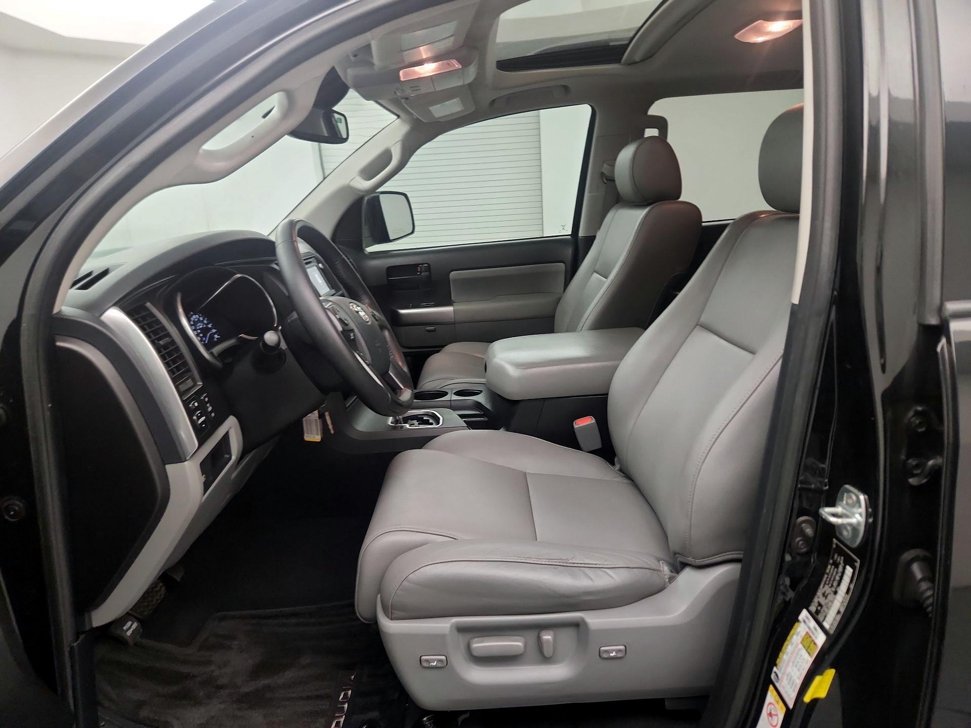 Thumbnail: 2019 Toyota Sequoia - 9