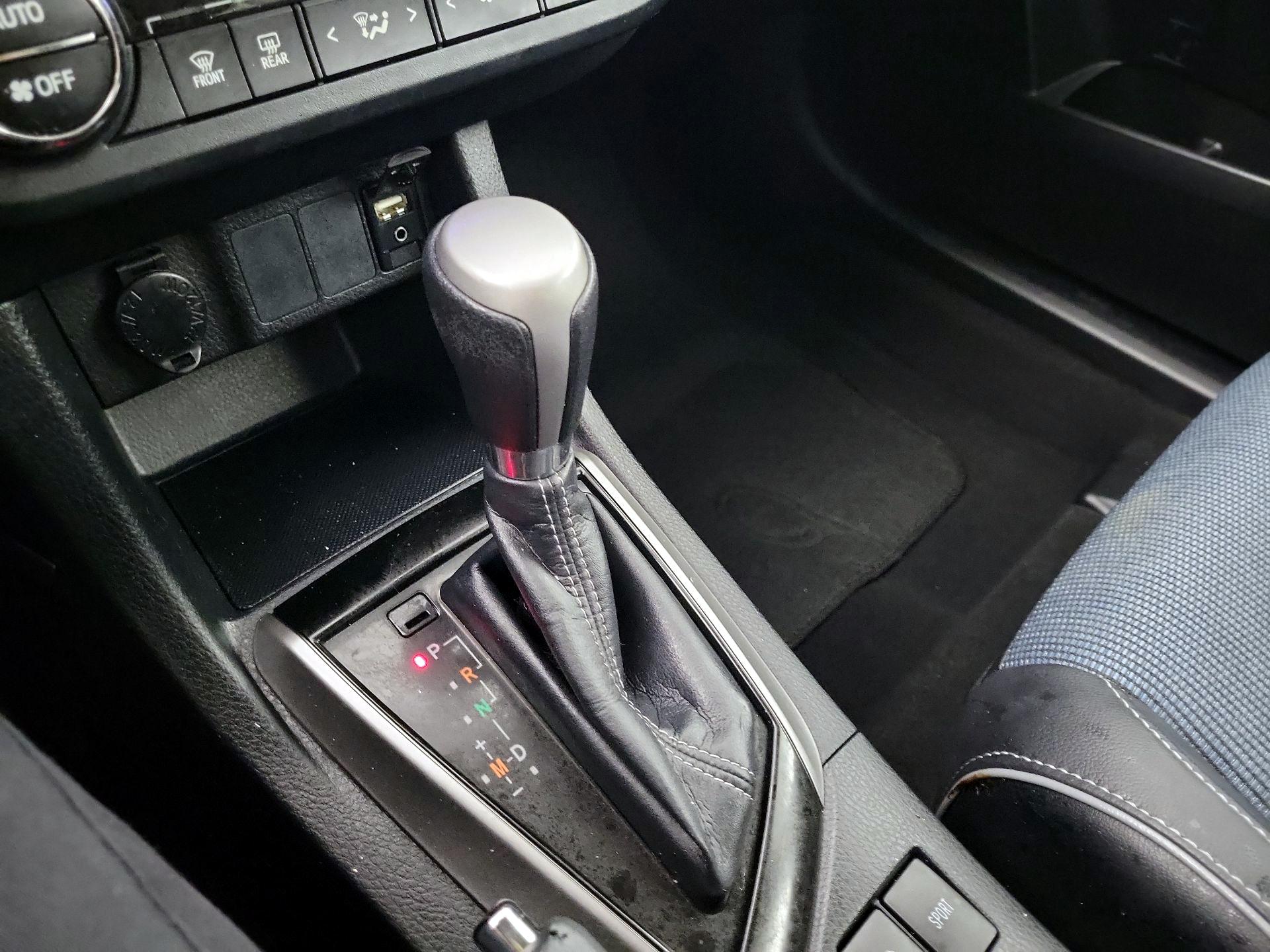 Thumbnail: 2016 Toyota Corolla - 15