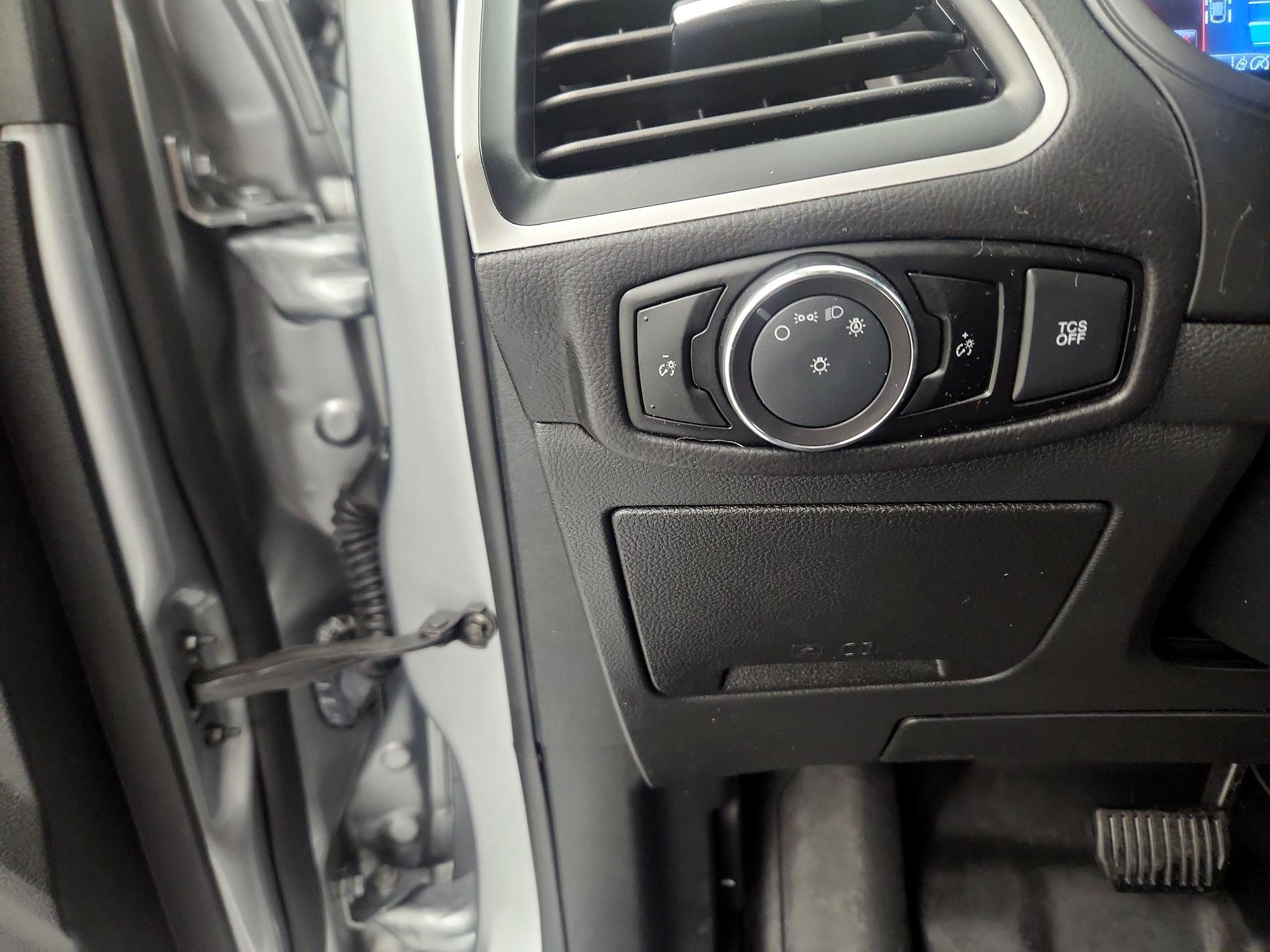 Thumbnail: 2024 Ford Edge - 13