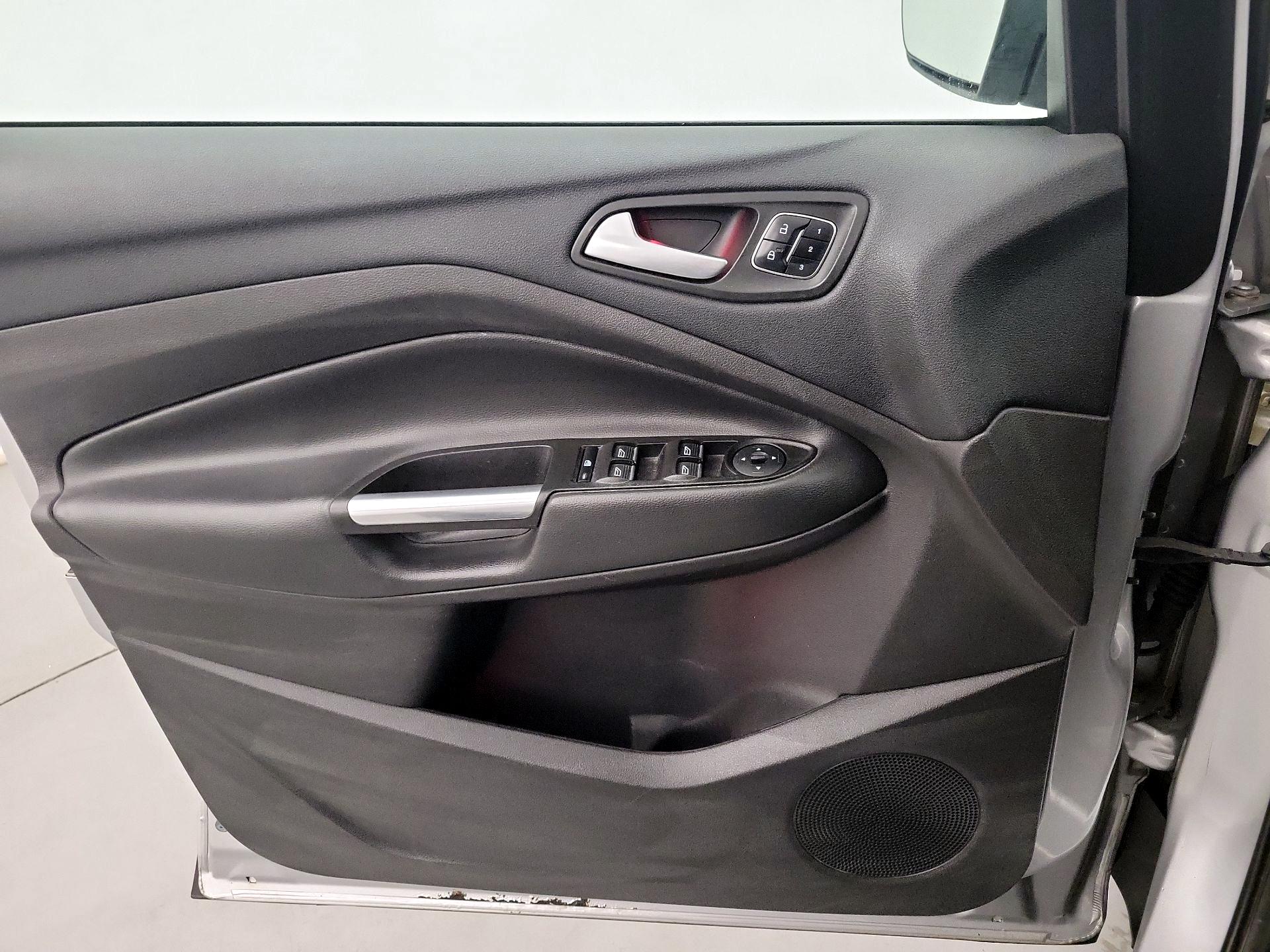 Thumbnail: 2017 Ford Escape - 12