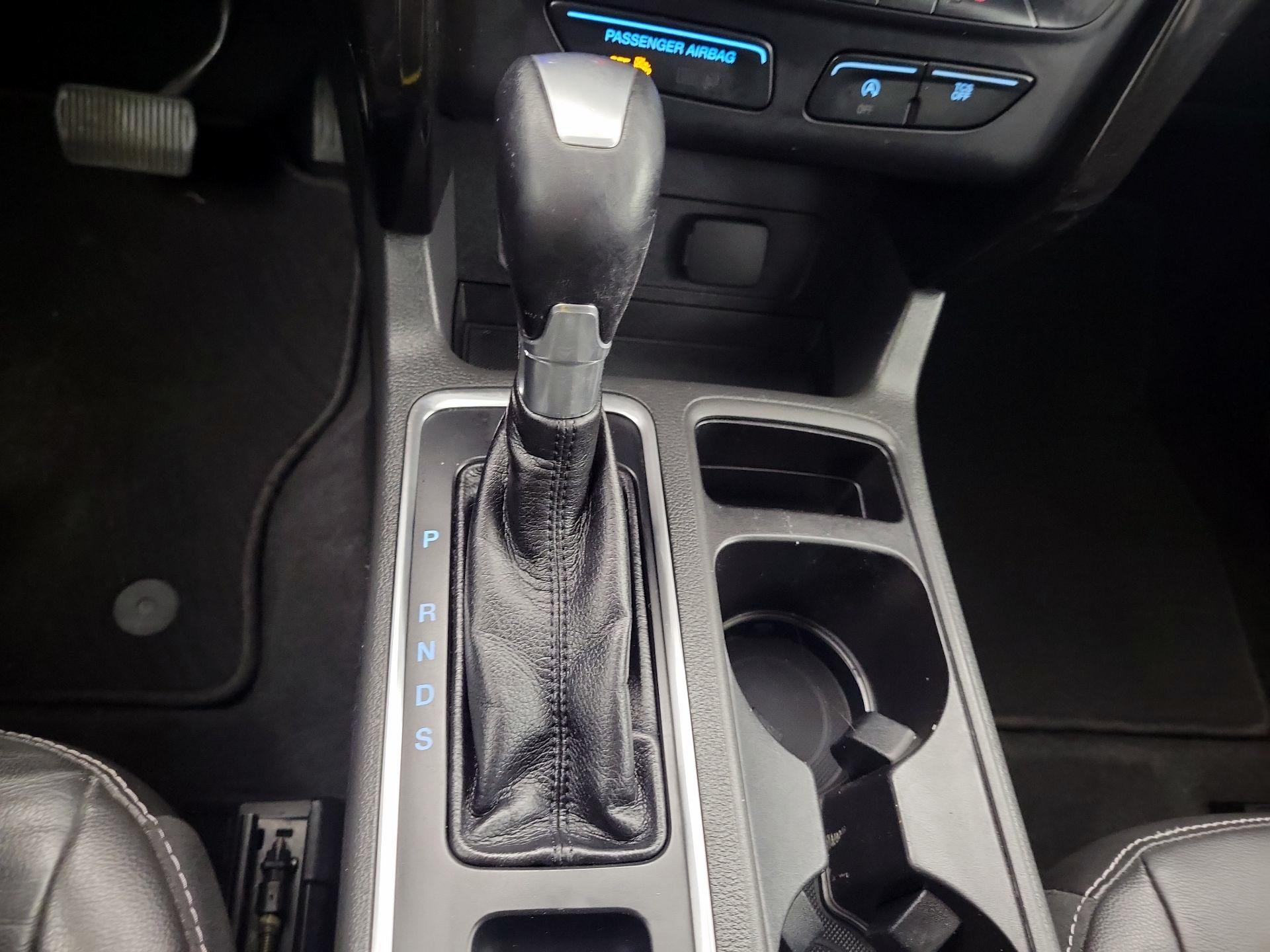 Thumbnail: 2017 Ford Escape - 18