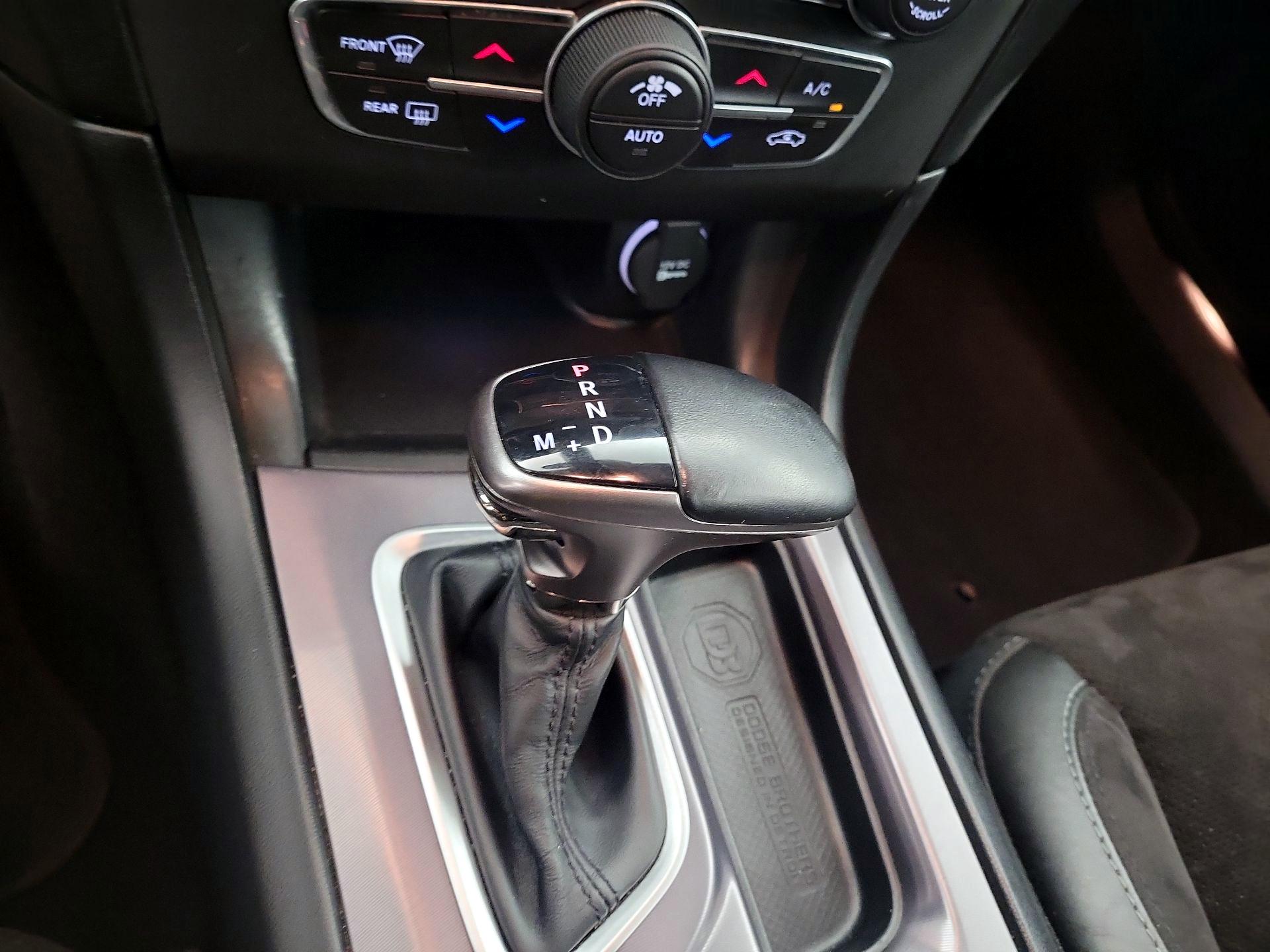 Thumbnail: 2020 Dodge Charger - 17