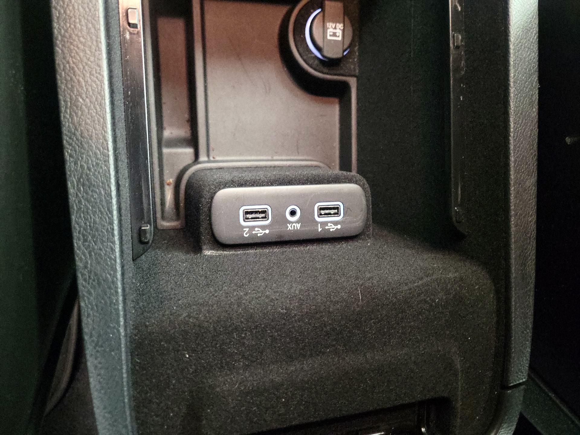 Thumbnail: 2020 Dodge Charger - 18