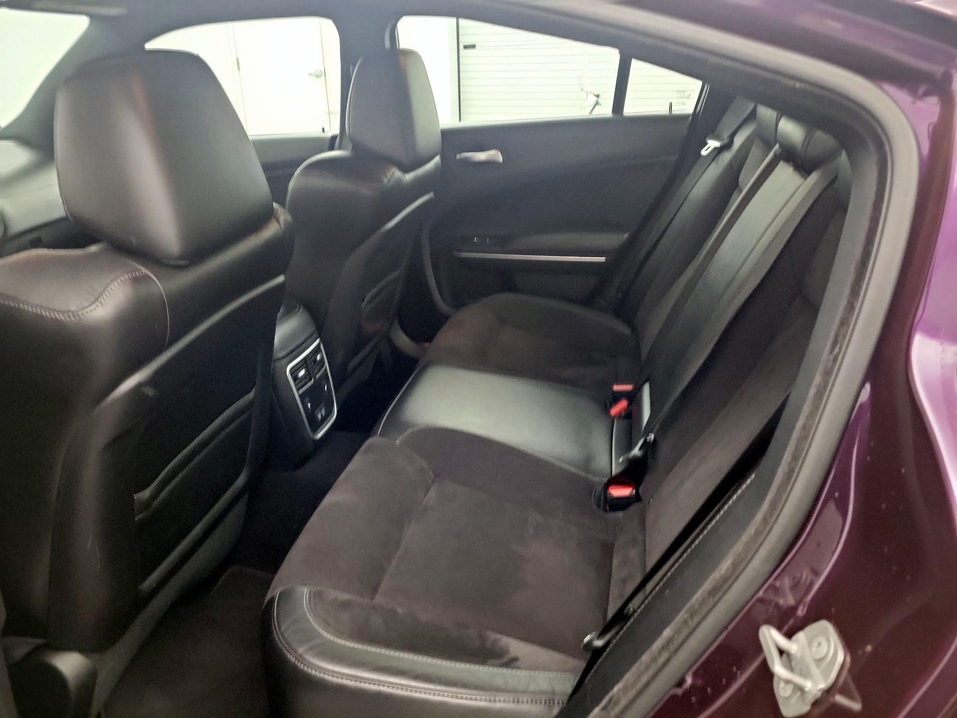 Thumbnail: 2020 Dodge Charger - 19