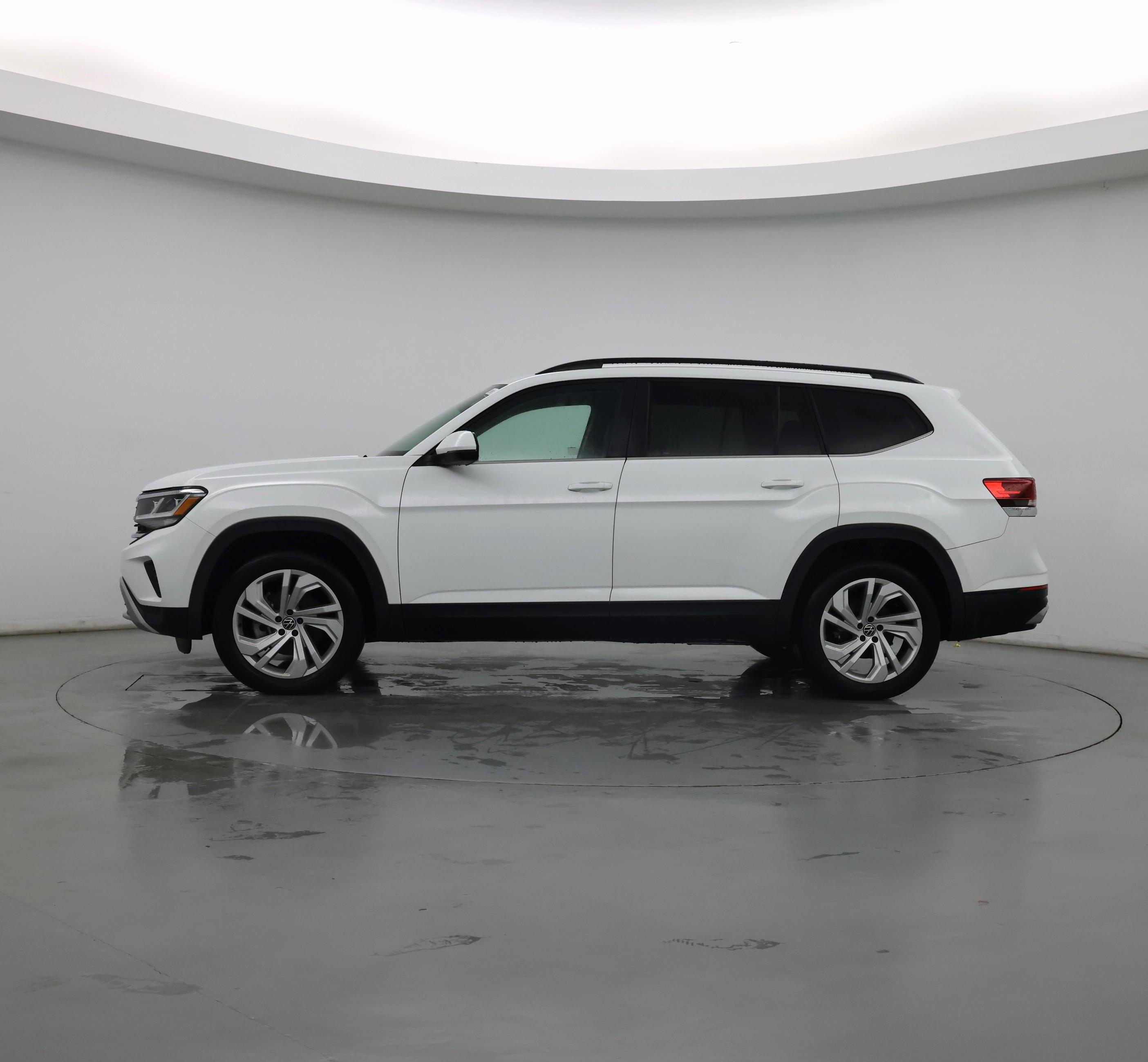 Thumbnail: 2021 Volkswagen Atlas - 3