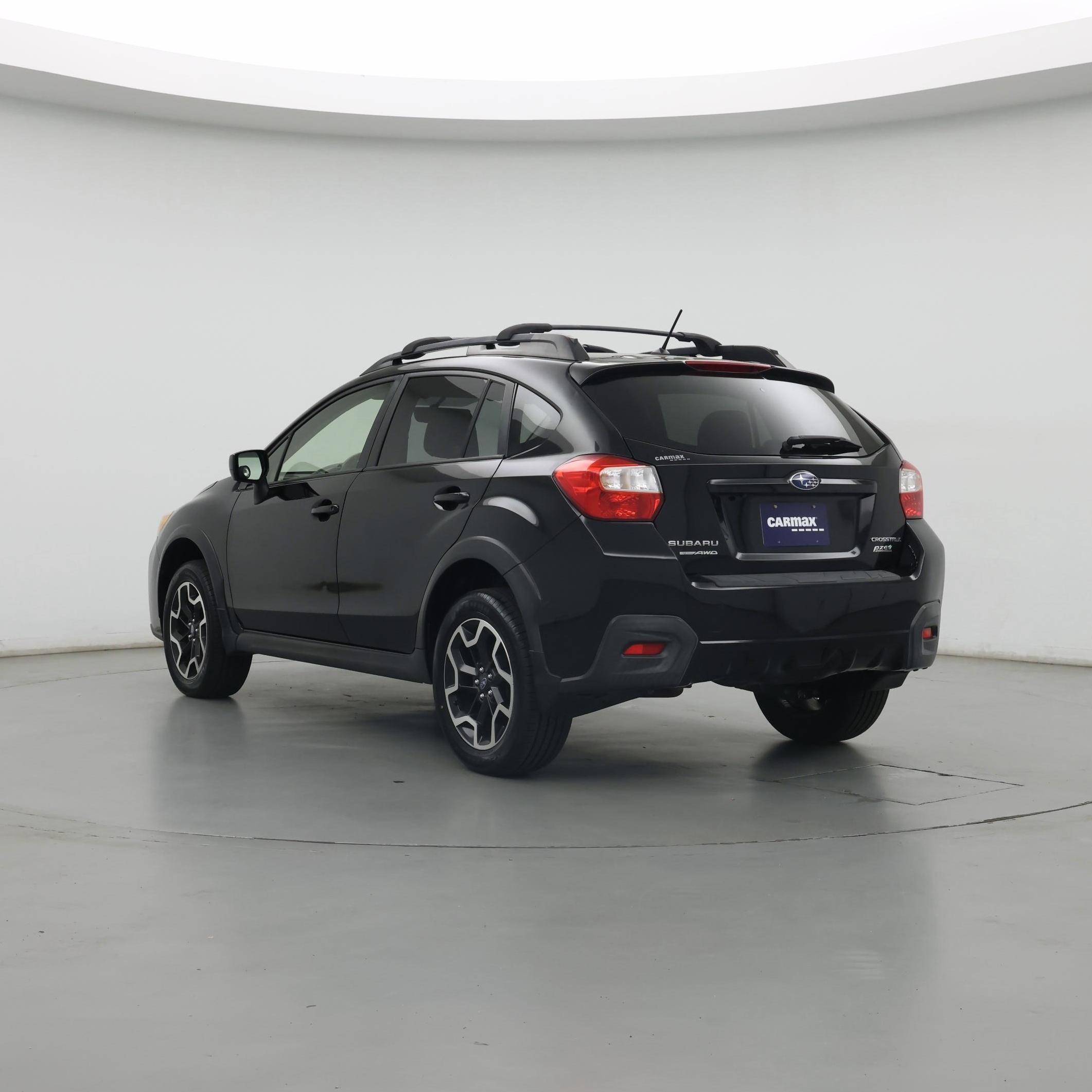 Thumbnail: 2017 Subaru Crosstrek - 2