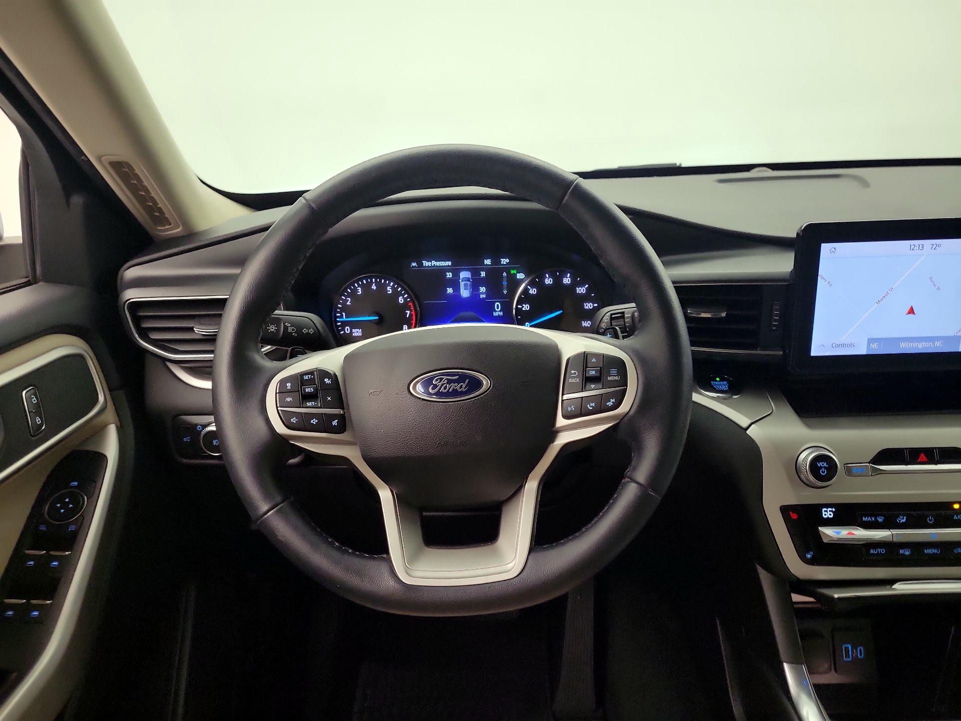 Thumbnail: 2021 Ford Explorer - 10