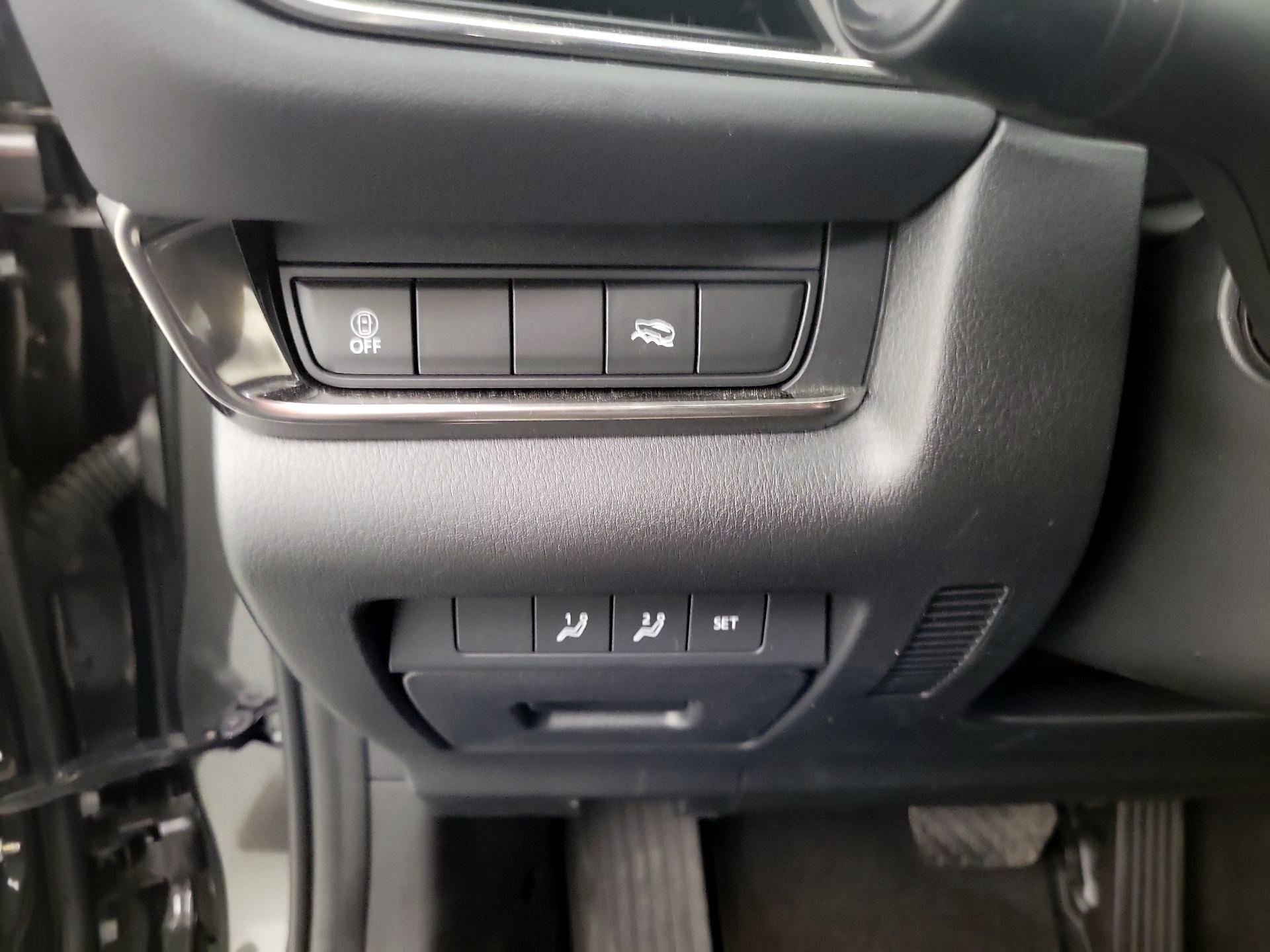 Thumbnail: 2023 Mazda CX-30 - 13