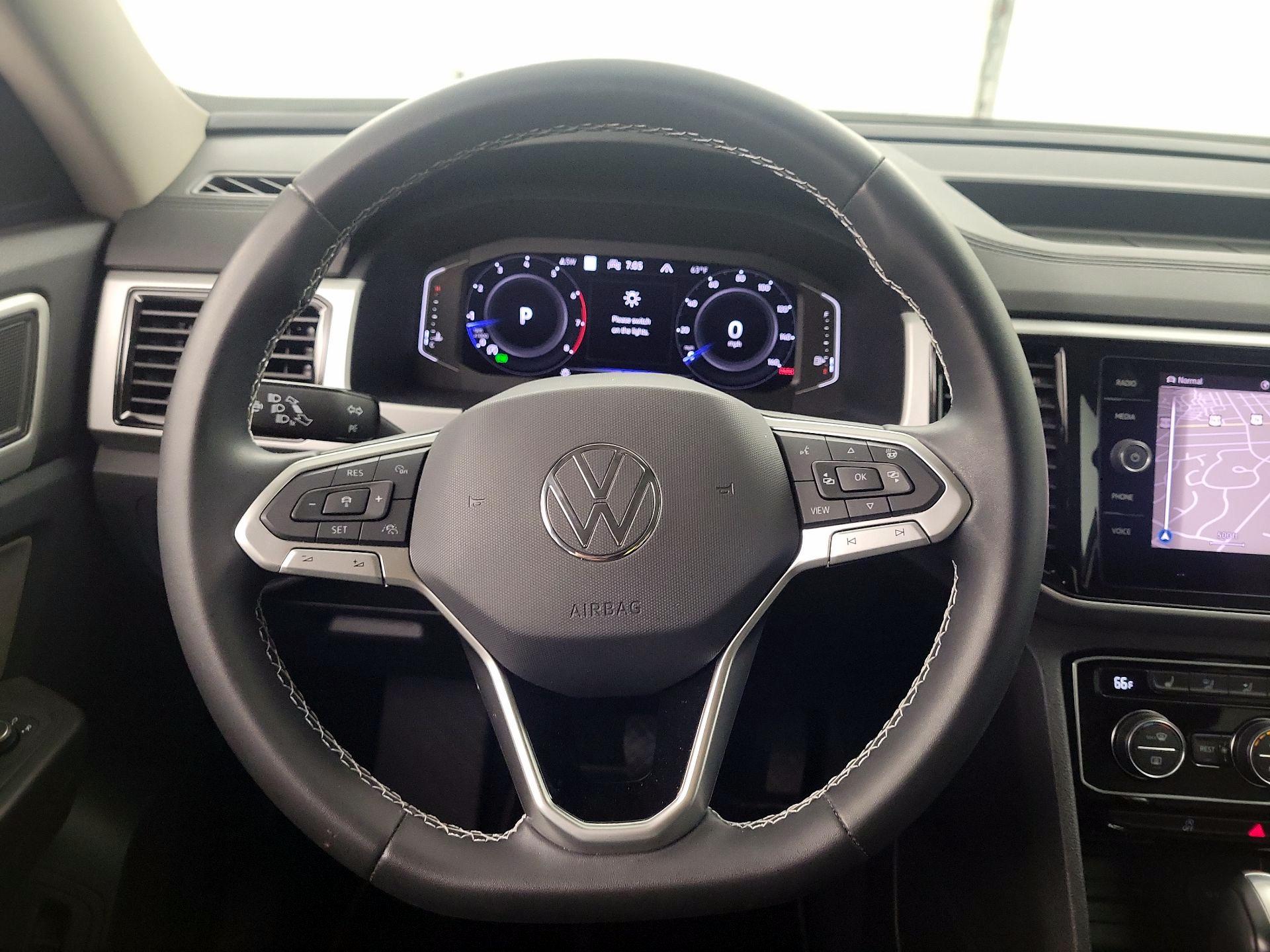 Thumbnail: 2022 Volkswagen Atlas - 10