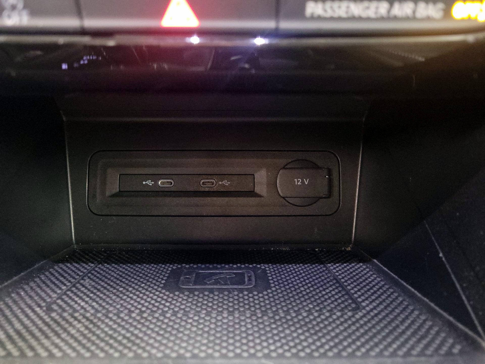 Thumbnail: 2022 Volkswagen Atlas - 19