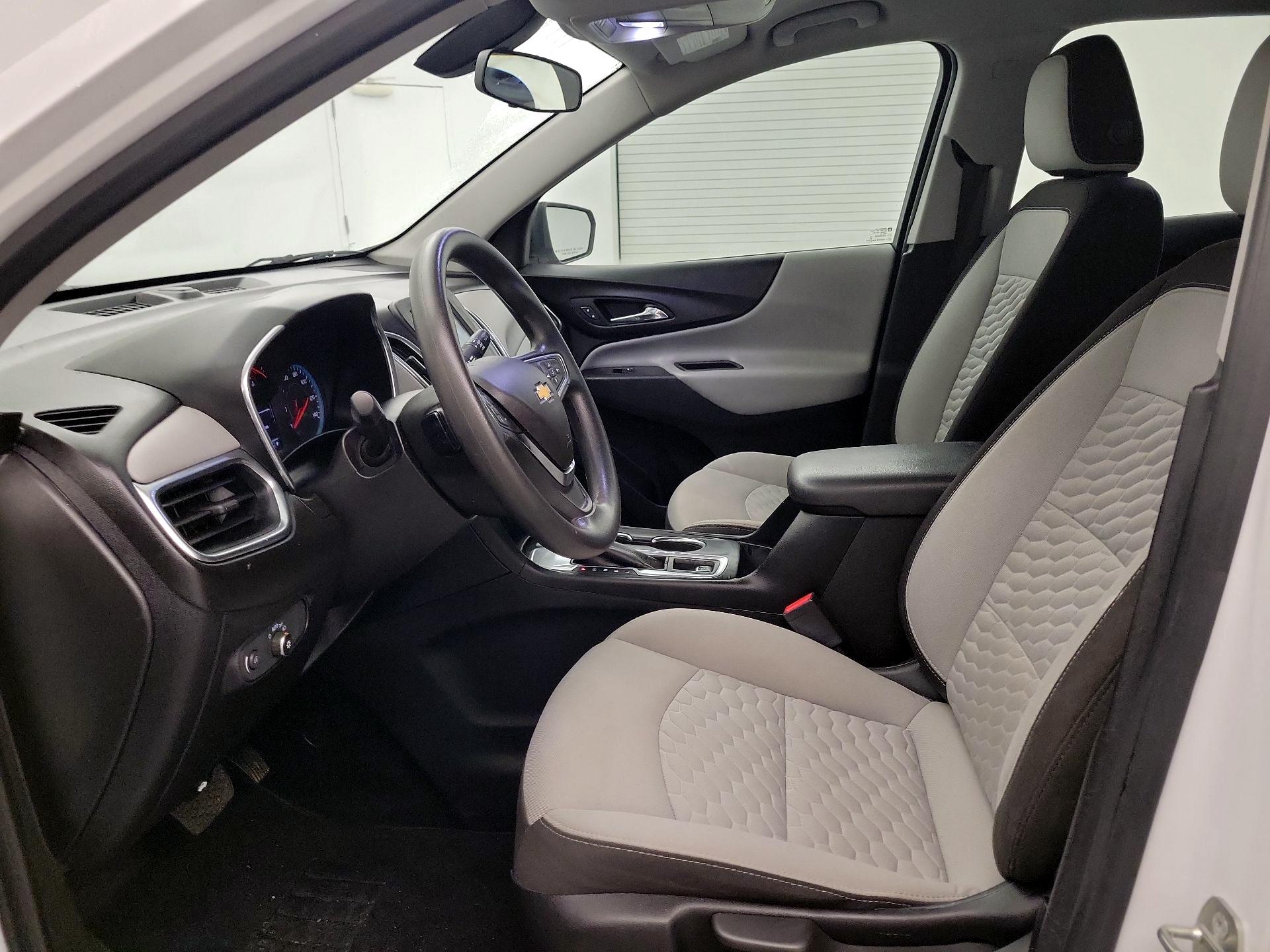 Thumbnail: 2018 Chevrolet Equinox - 11