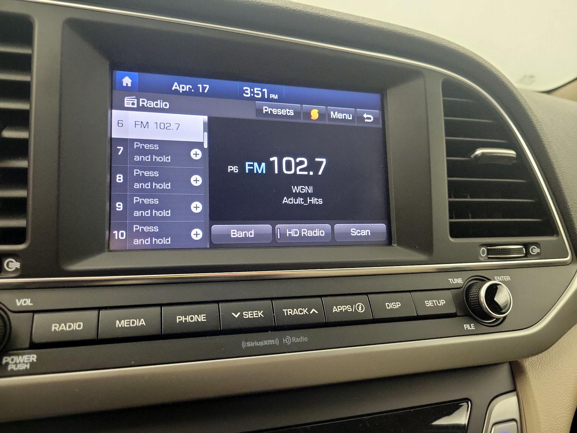Thumbnail: 2018 Hyundai Elantra - 15