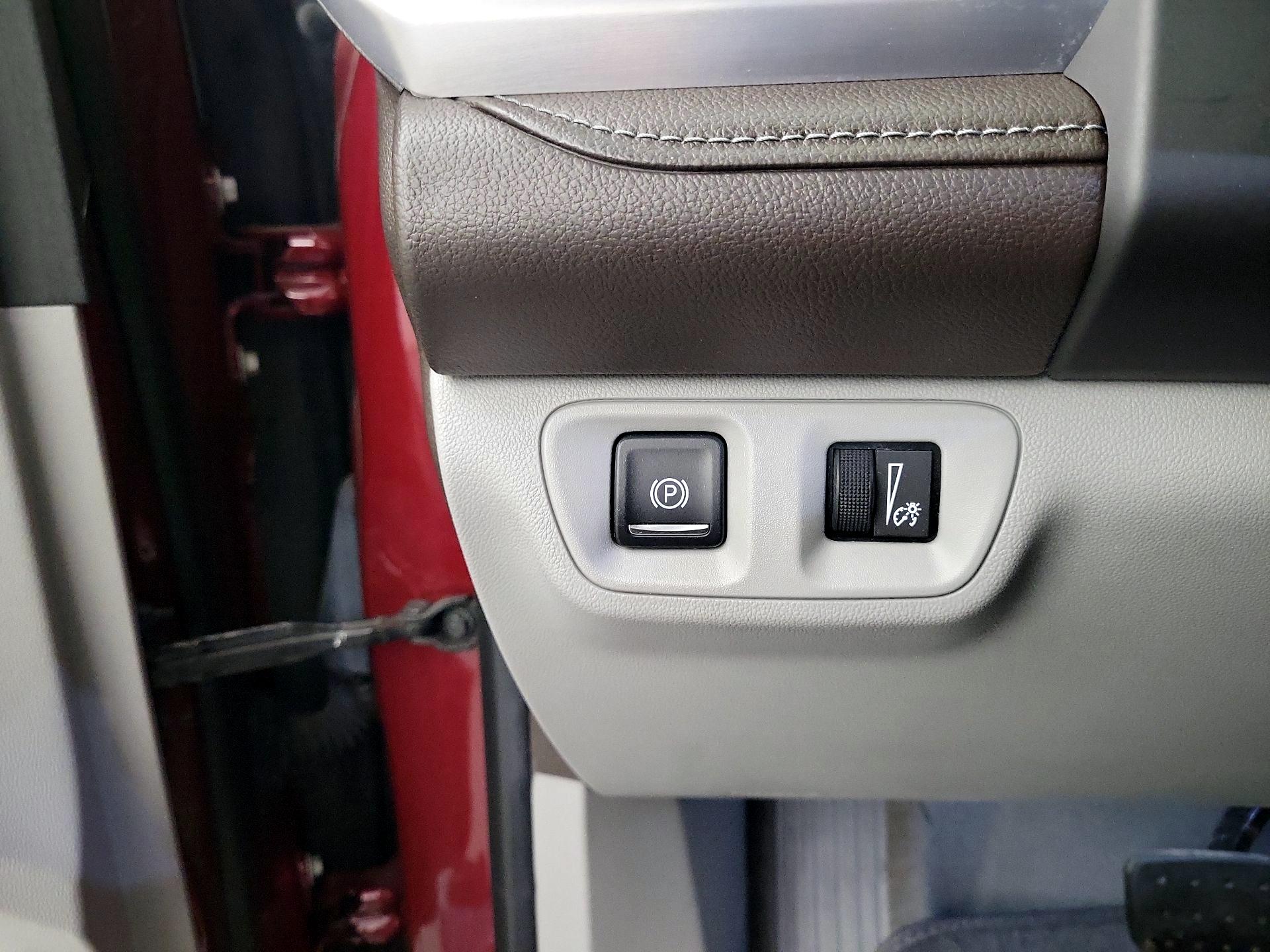 Thumbnail: 2017 GMC Acadia - 13