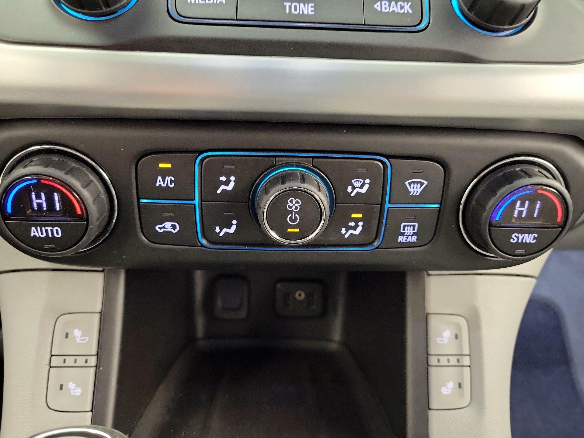 Thumbnail: 2017 GMC Acadia - 17