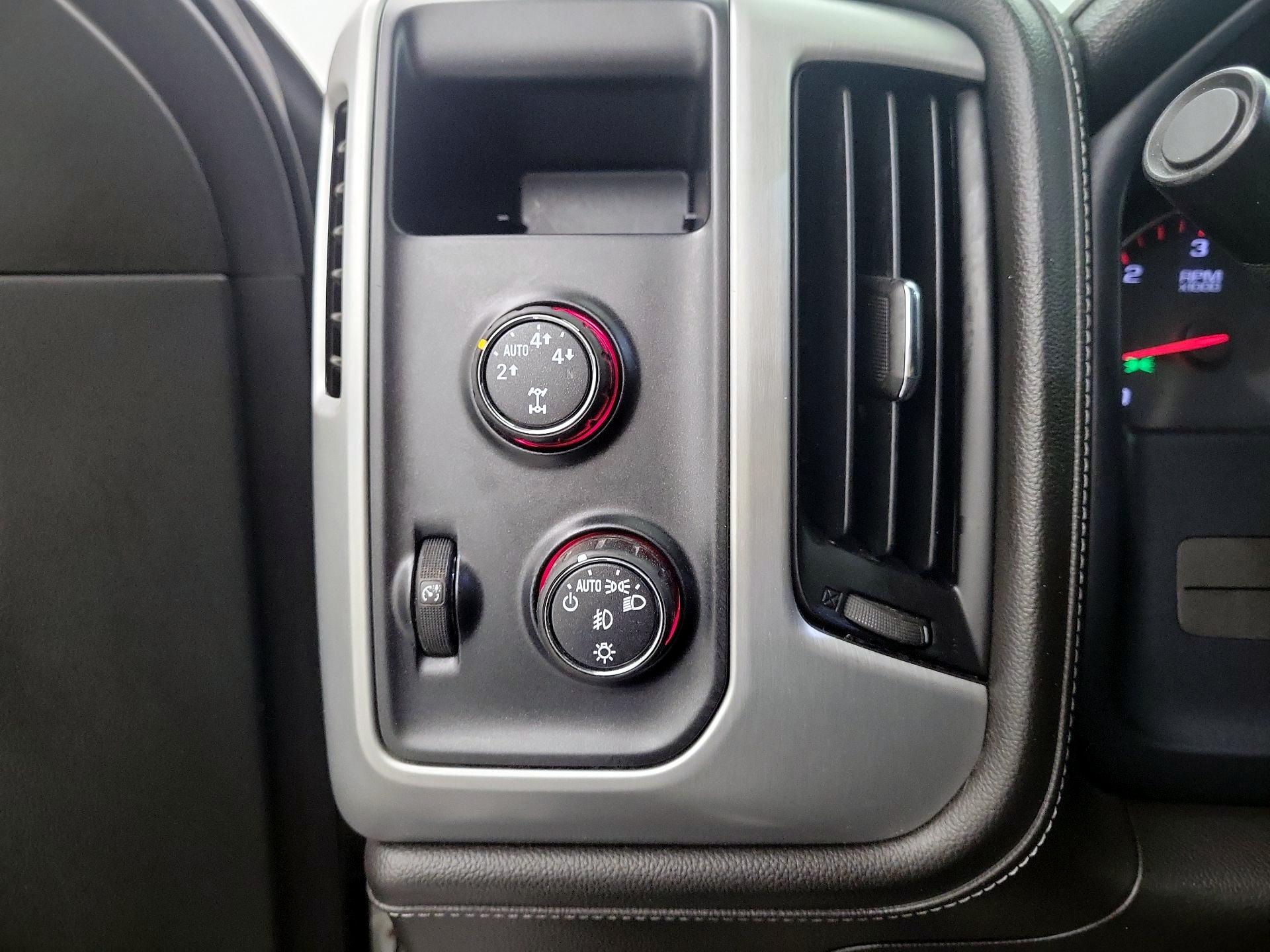 Thumbnail: 2015 GMC Sierra 1500 - 13