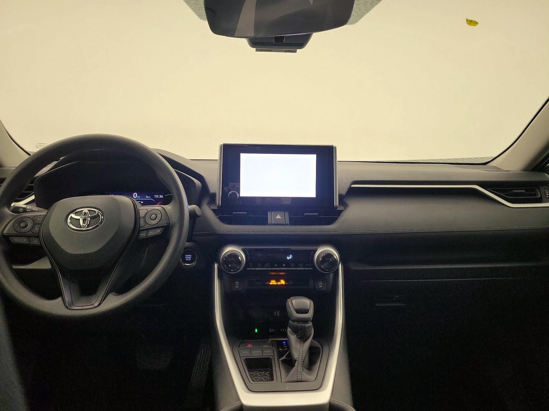 Thumbnail: 2025 Toyota RAV4 - 9