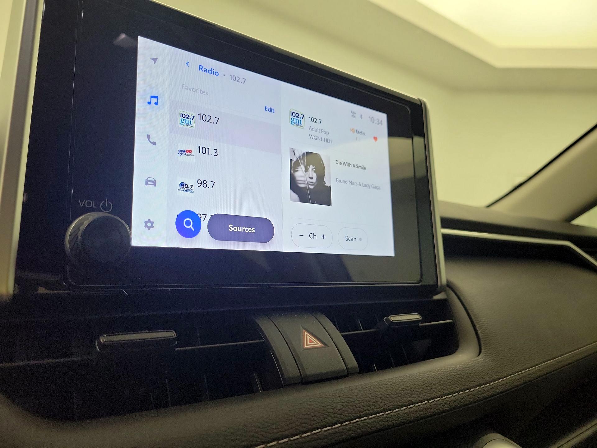 Thumbnail: 2025 Toyota RAV4 - 15