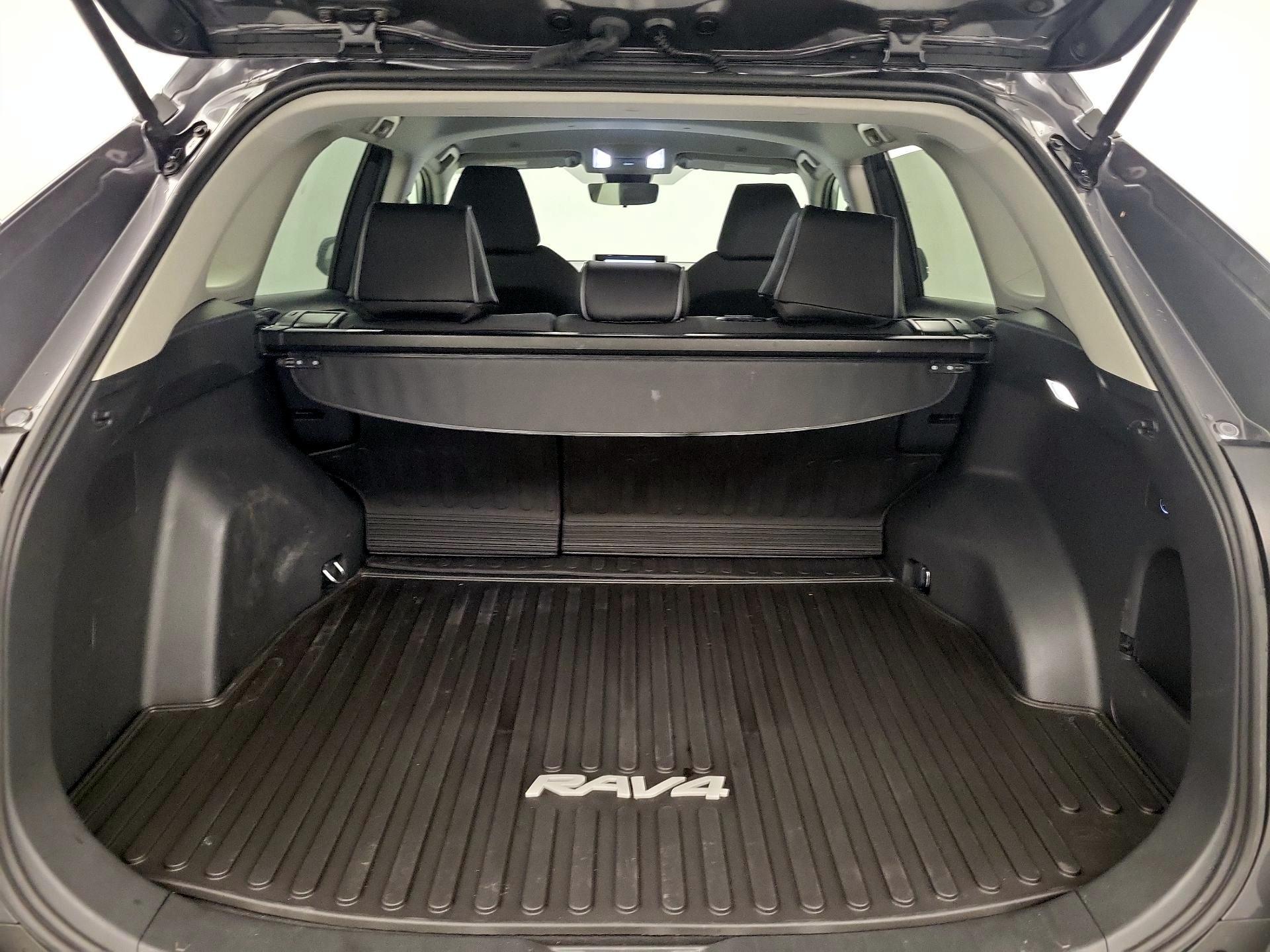 Thumbnail: 2025 Toyota RAV4 - 20