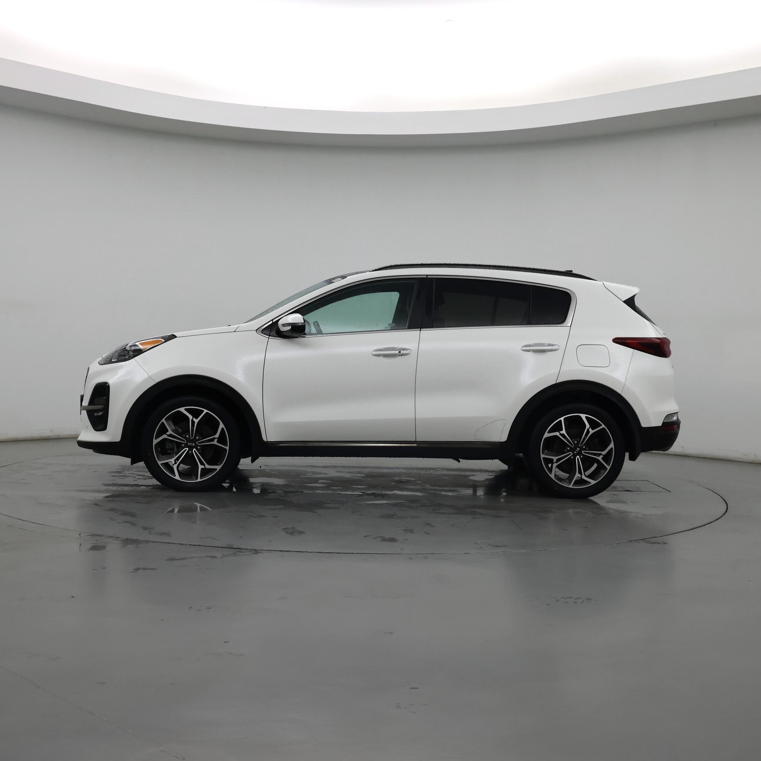 Thumbnail: 2020 Kia Sportage - 3