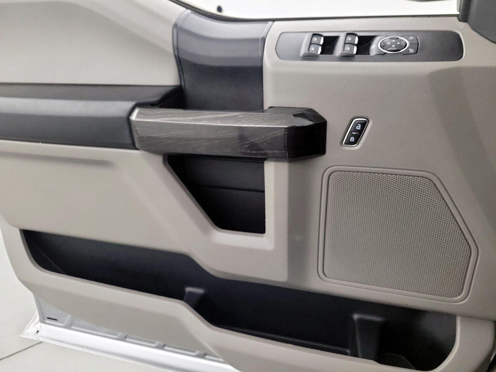 Thumbnail: 2020 Ford F-250 - 12