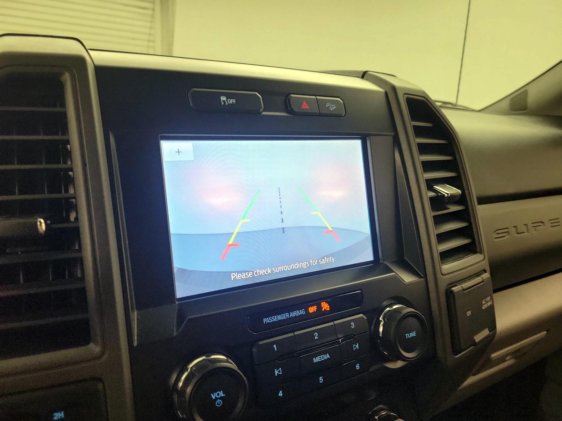 Thumbnail: 2020 Ford F-250 - 14